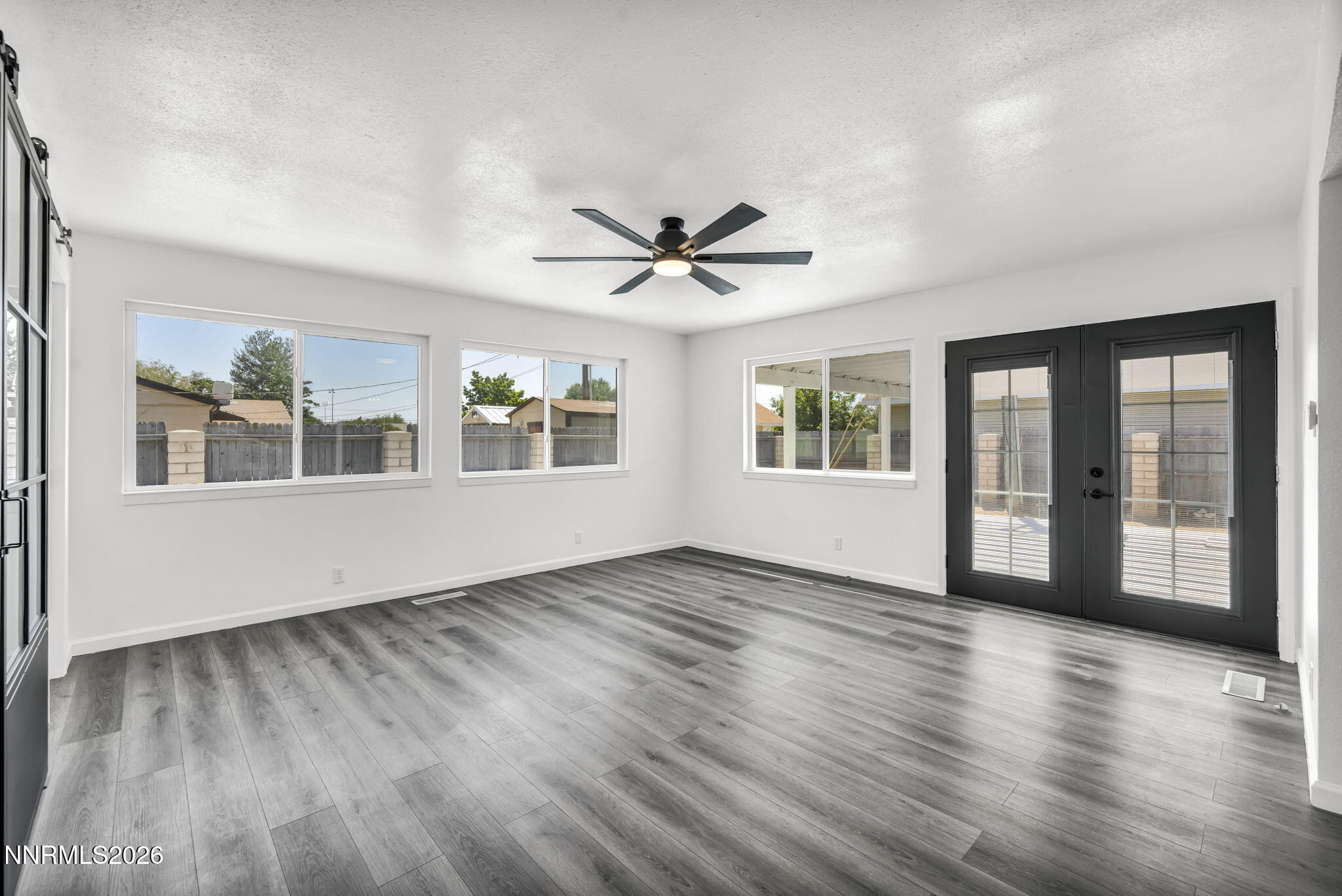 215 Ruby Street Property Photo 17