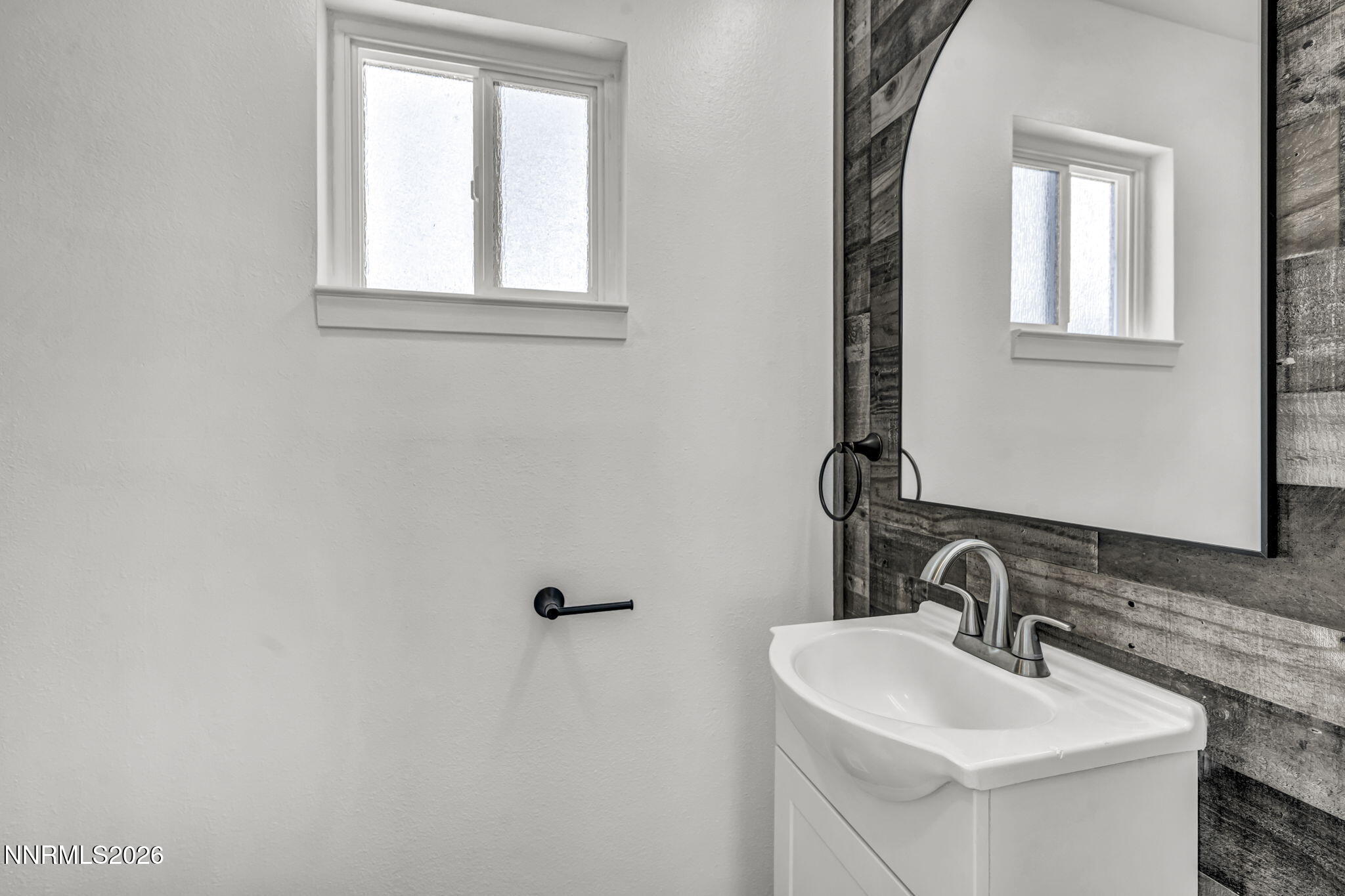 215 Ruby Street Property Photo 18