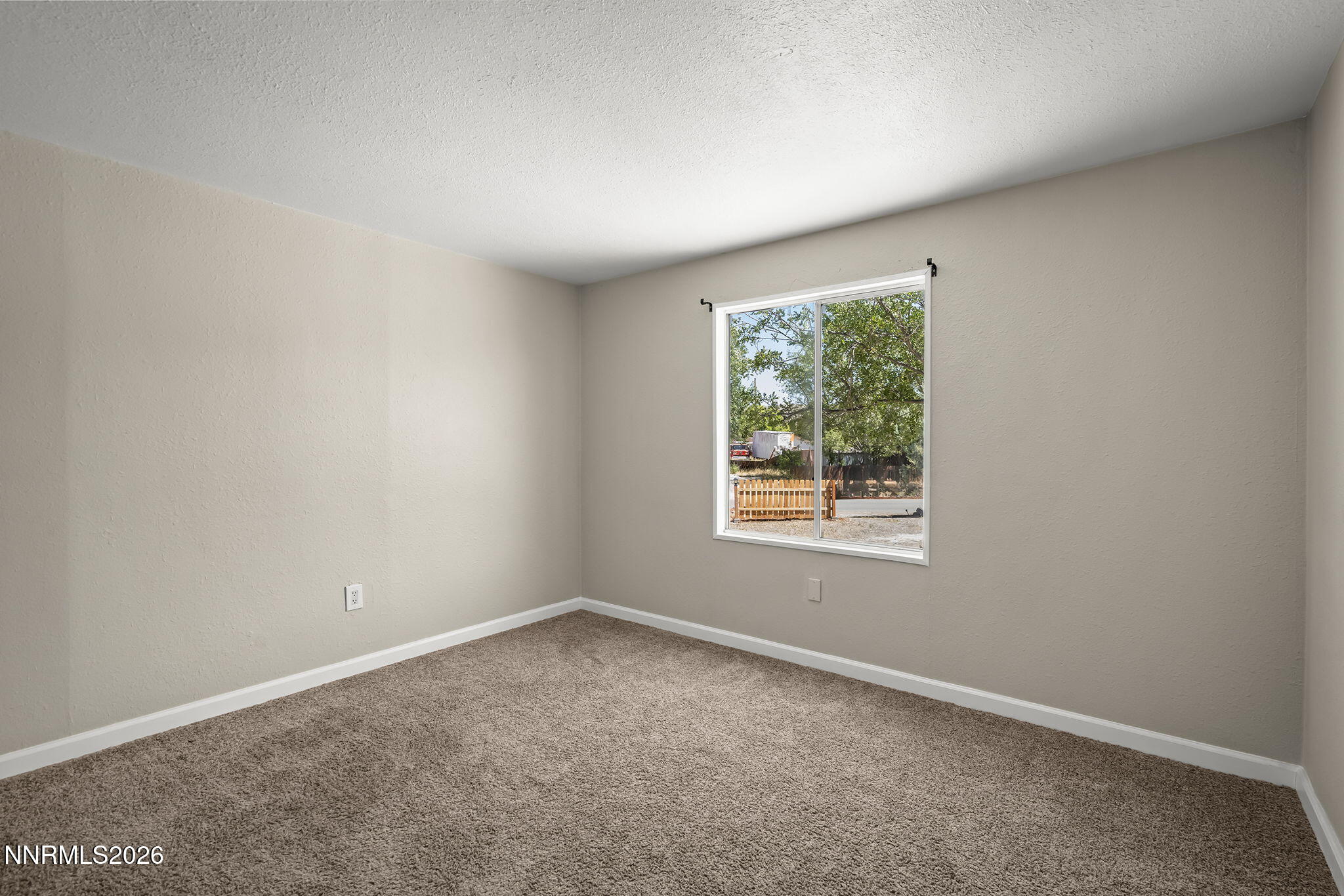 4075 Bobolink Circle Property Photo 16