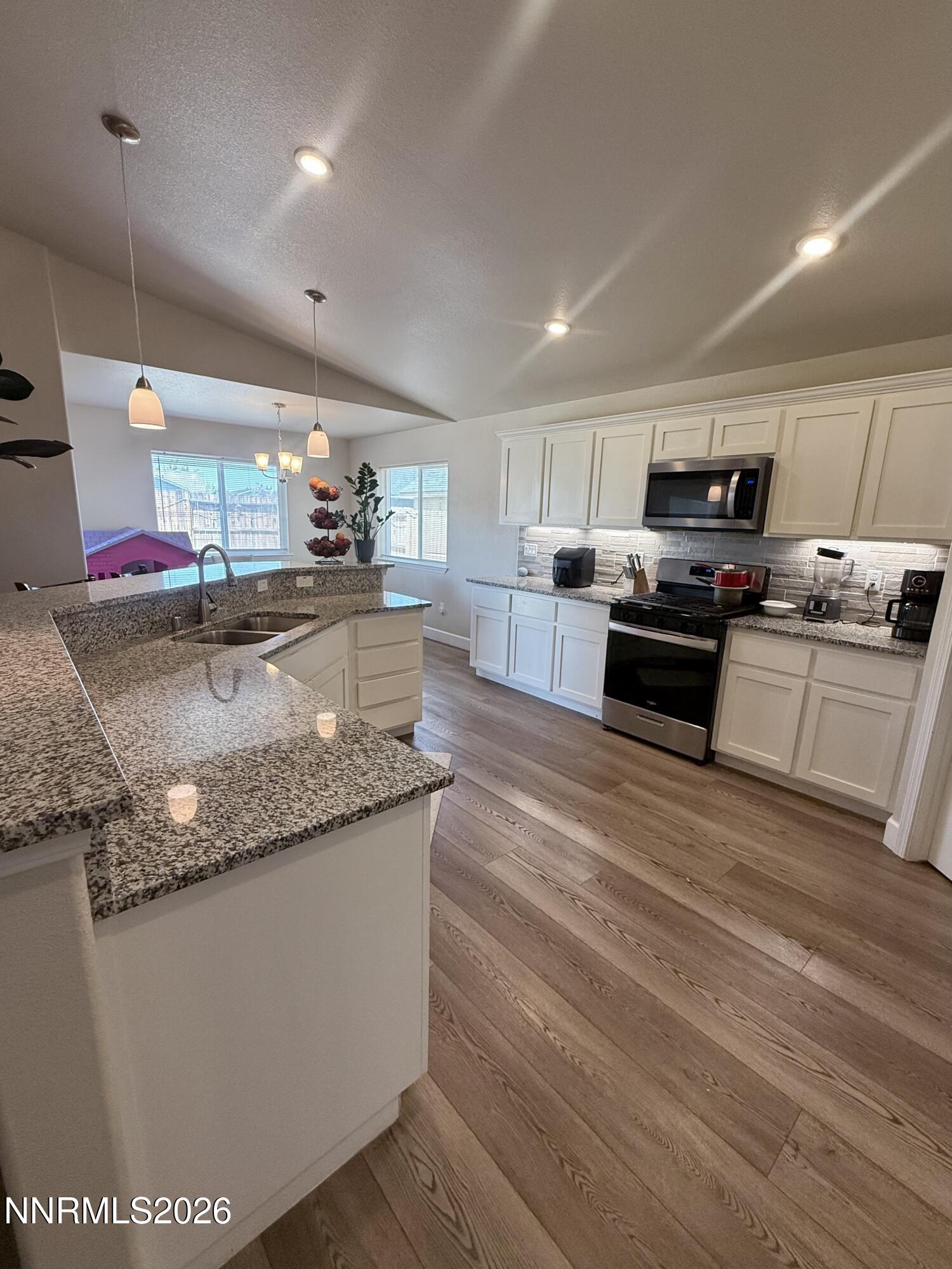 112 Toiyabe Lane Property Photo 4