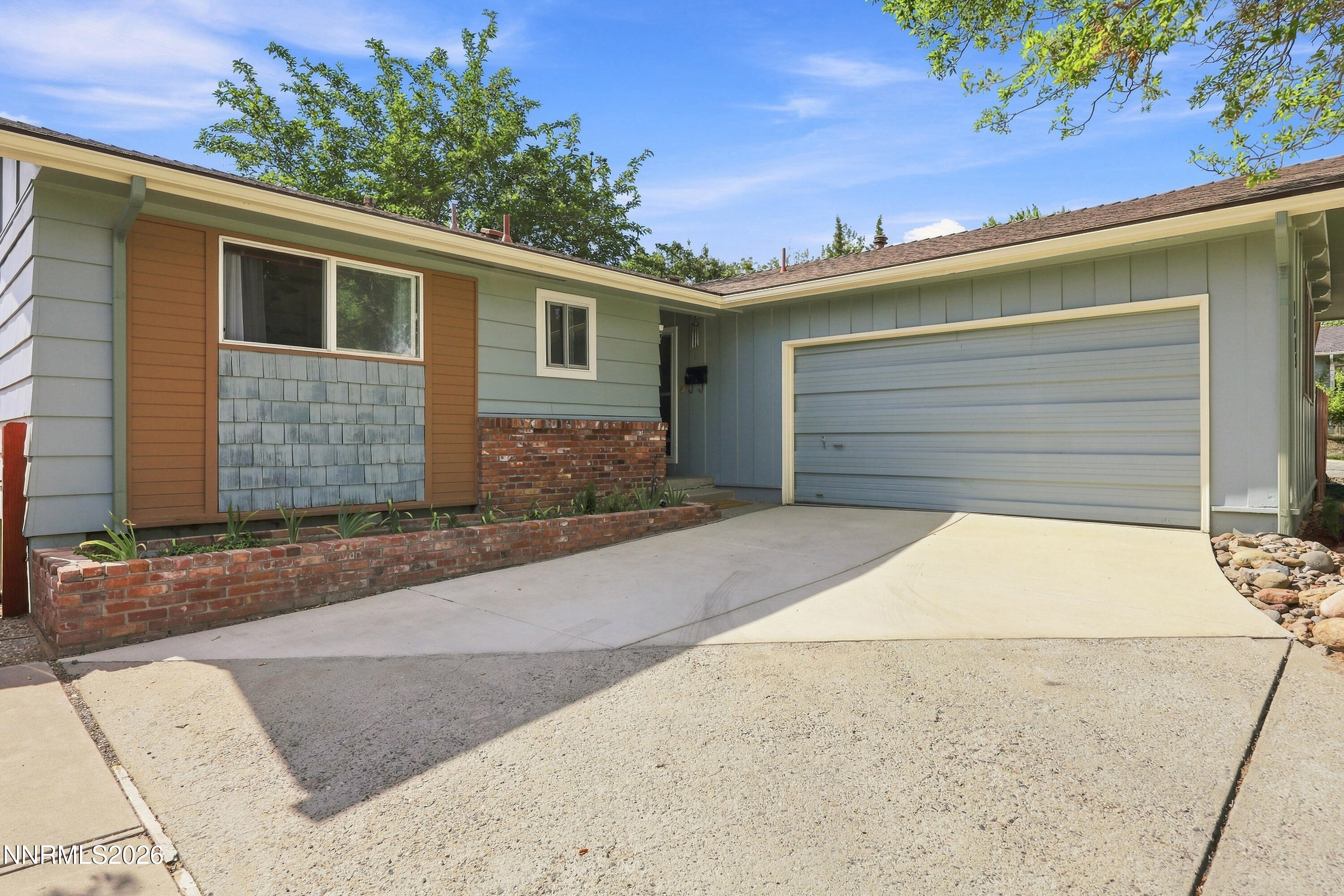 1215 Colusa Drive Property Photo 6