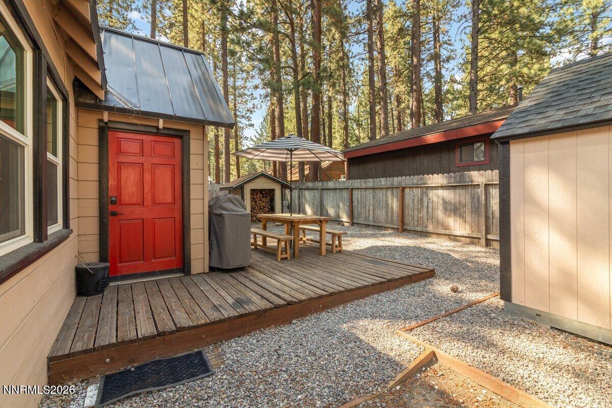3680 Aspen Avenue Property Photo 8