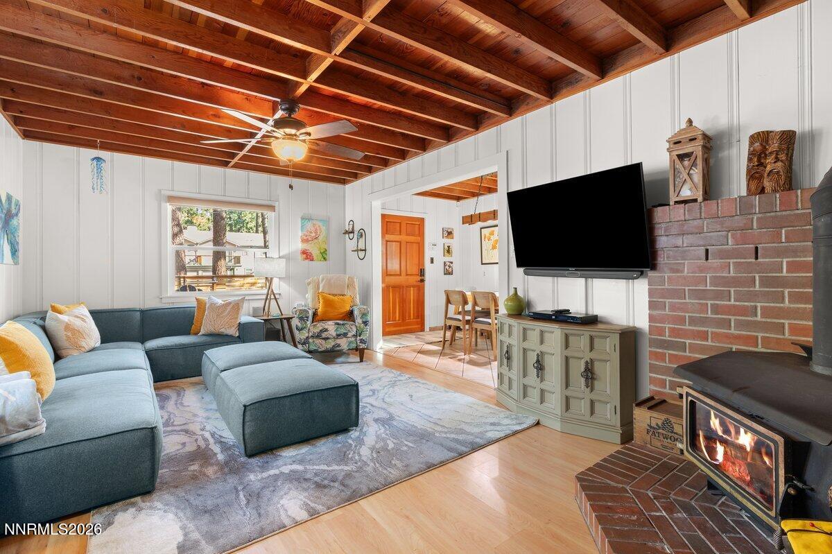 3680 Aspen Avenue Property Photo 9