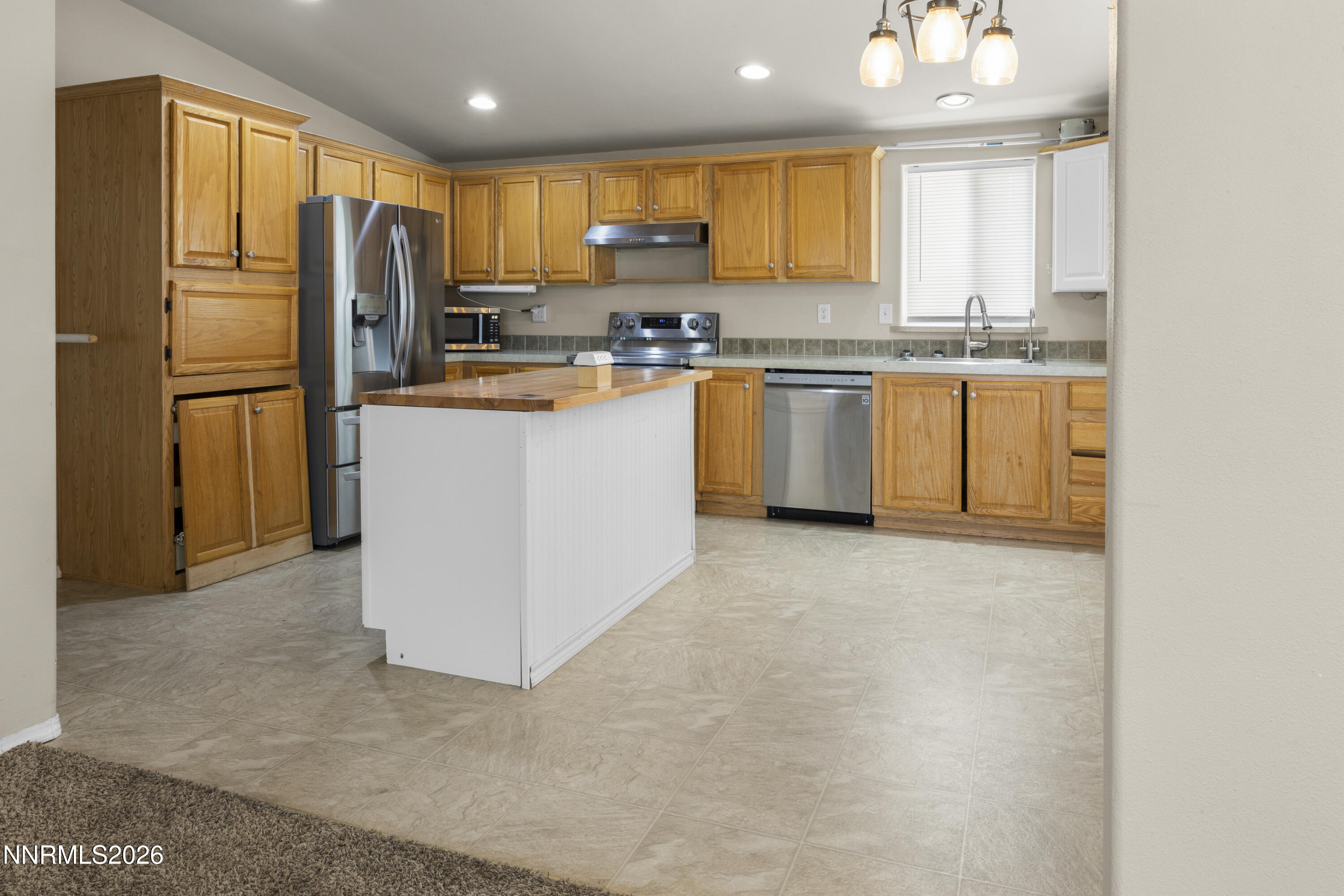 3614 Deodar Street Property Photo 8