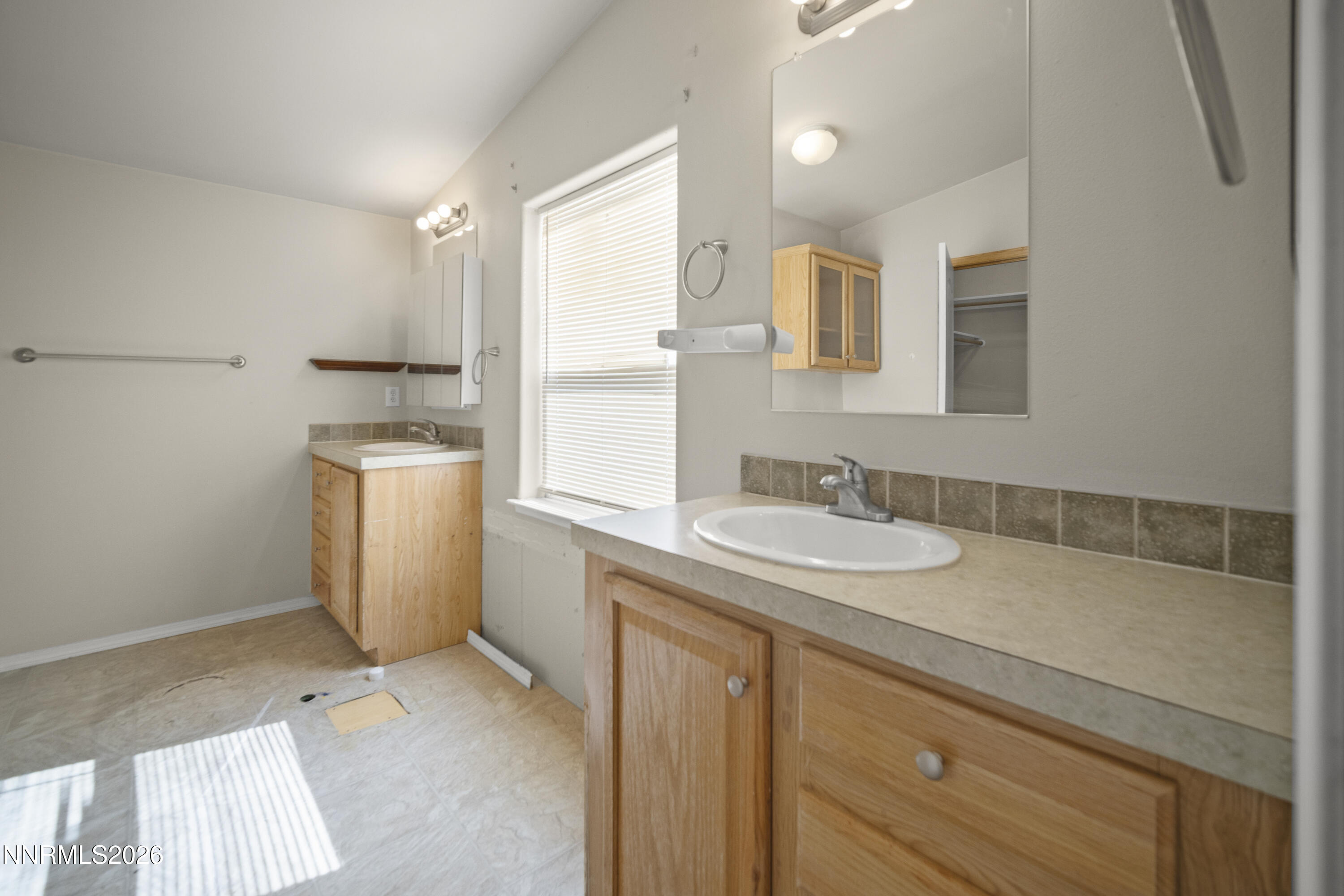 3614 Deodar Street Property Photo 13