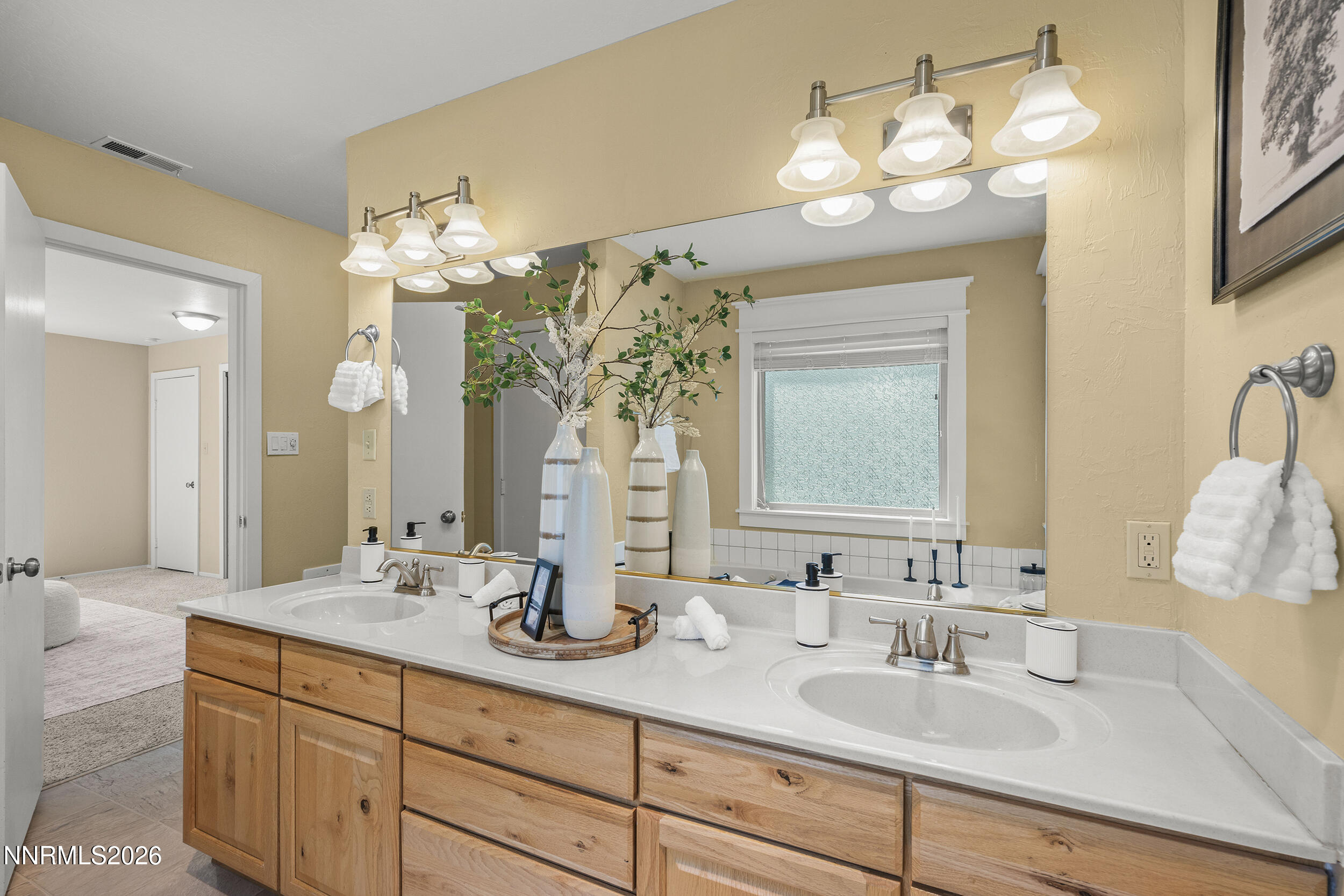 1008 Galaxy Way Property Photo 15