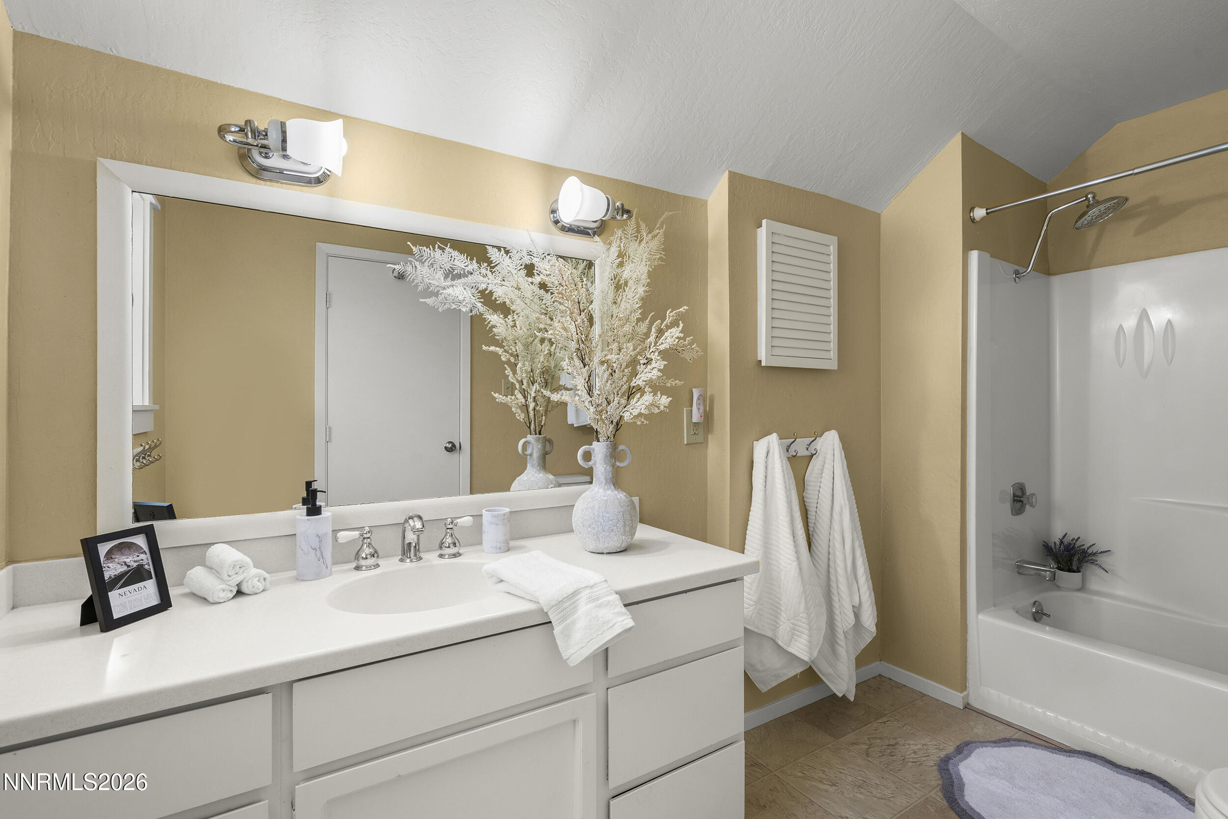 1008 Galaxy Way Property Photo 19