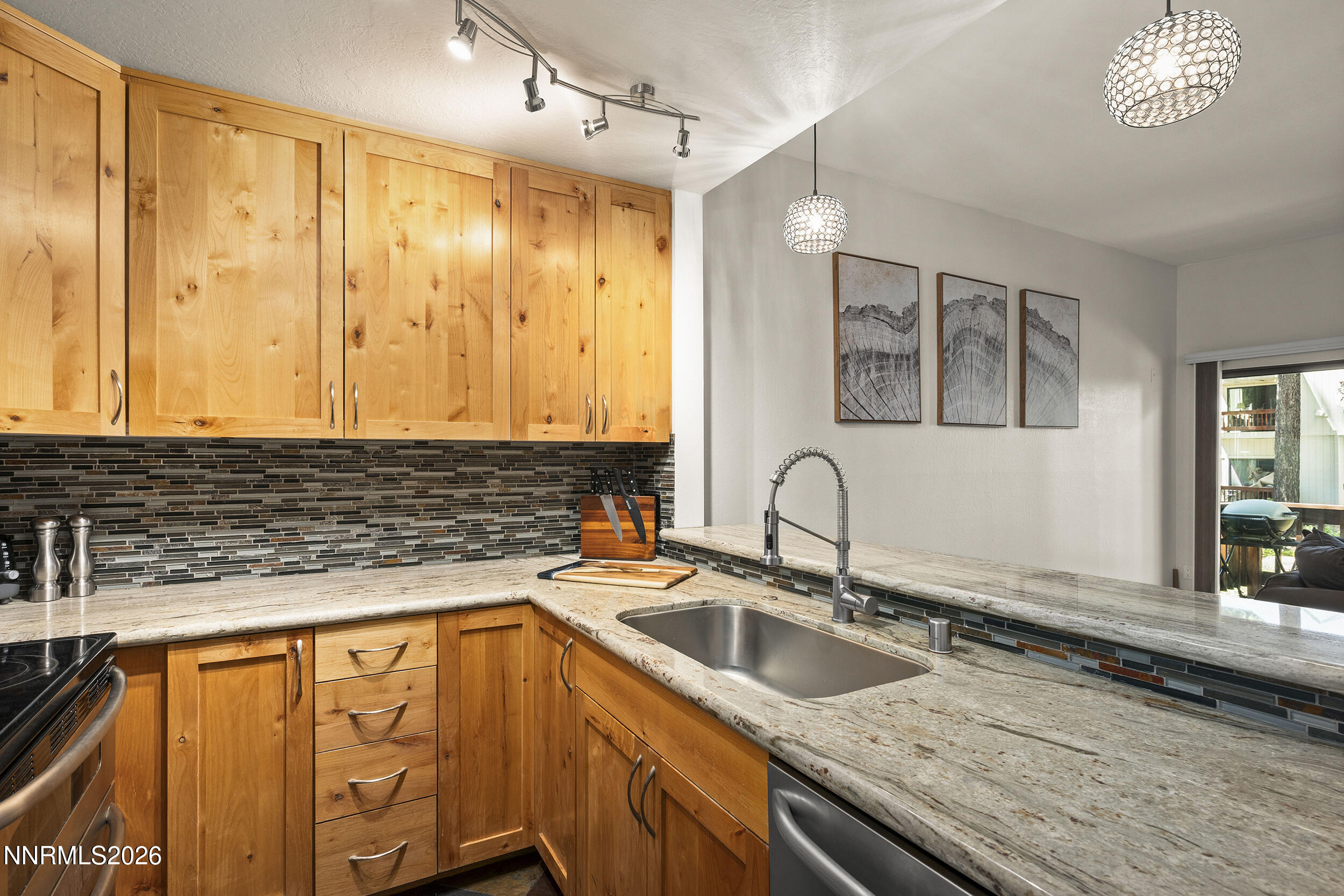 807 Alder Avenue Unit 49 Property Photo 8