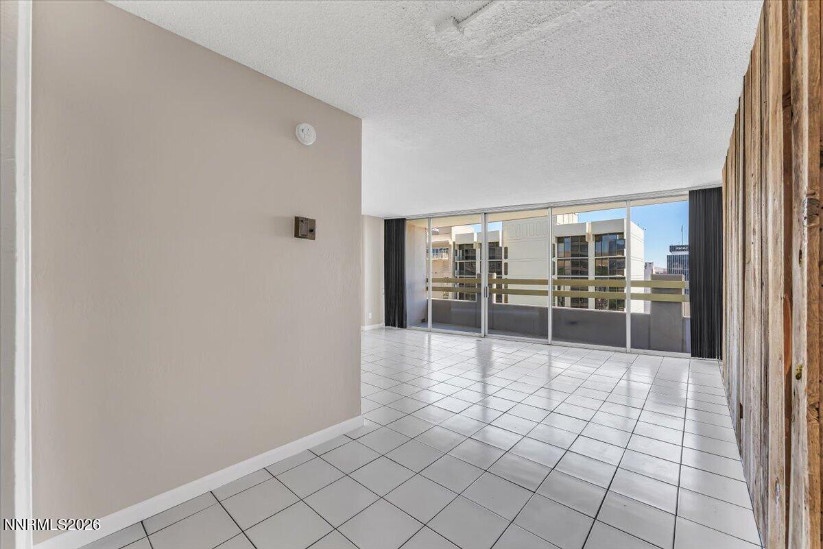 100 N Arlington Avenue Unit 15c Property Photo 9