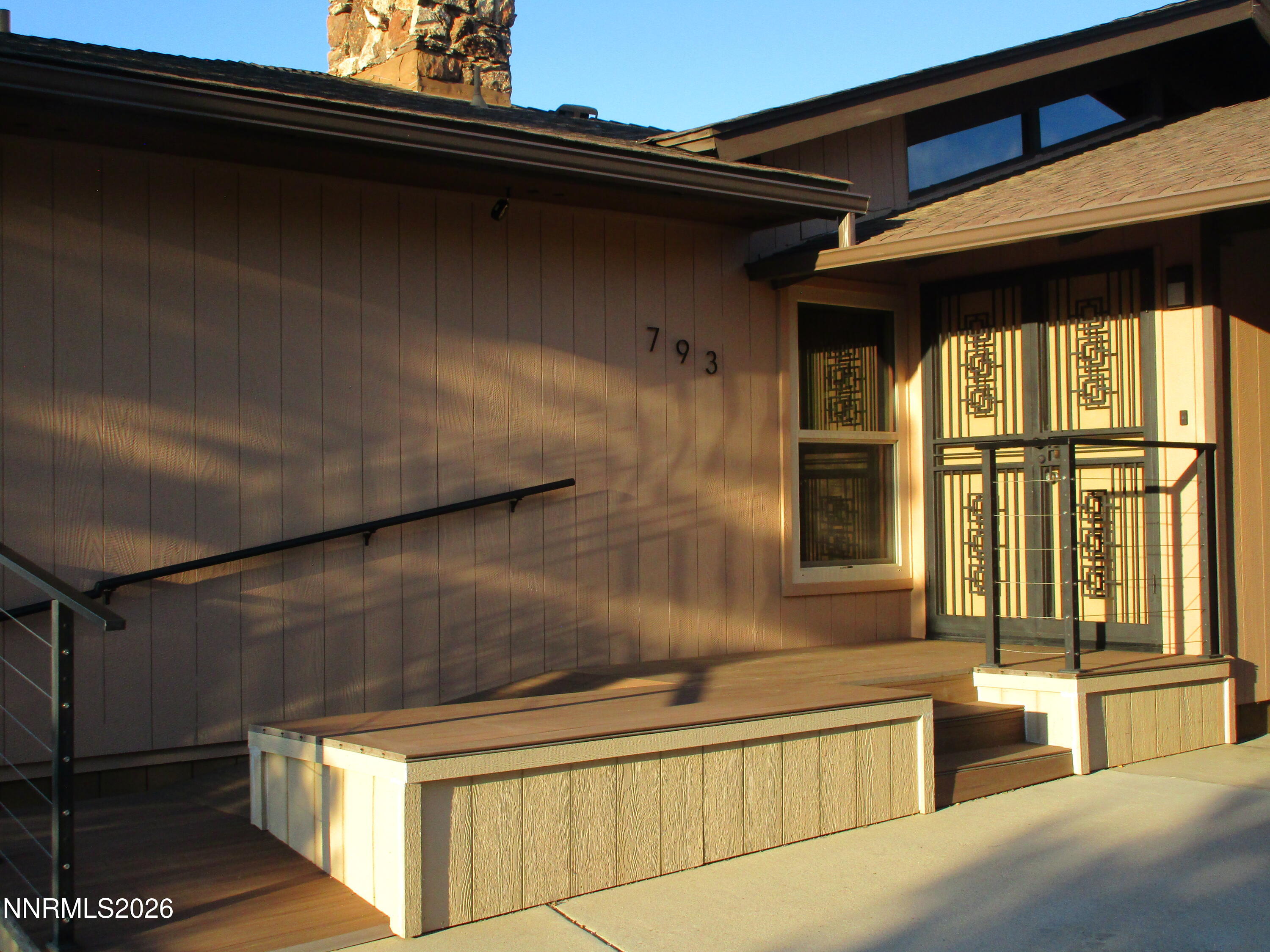793 N Sutro Terrace Property Photo 3