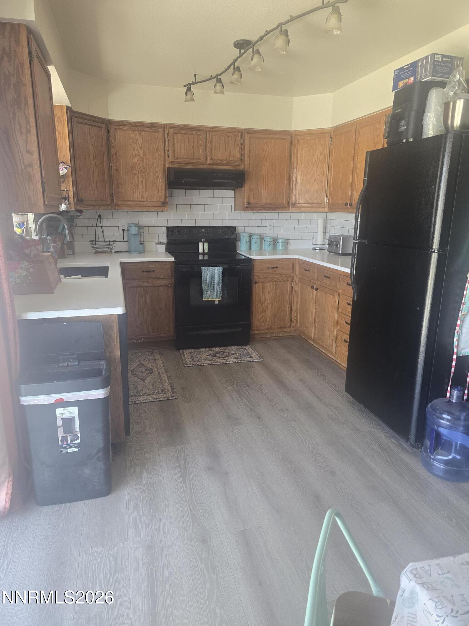 1366 Lattin Road Property Photo 4
