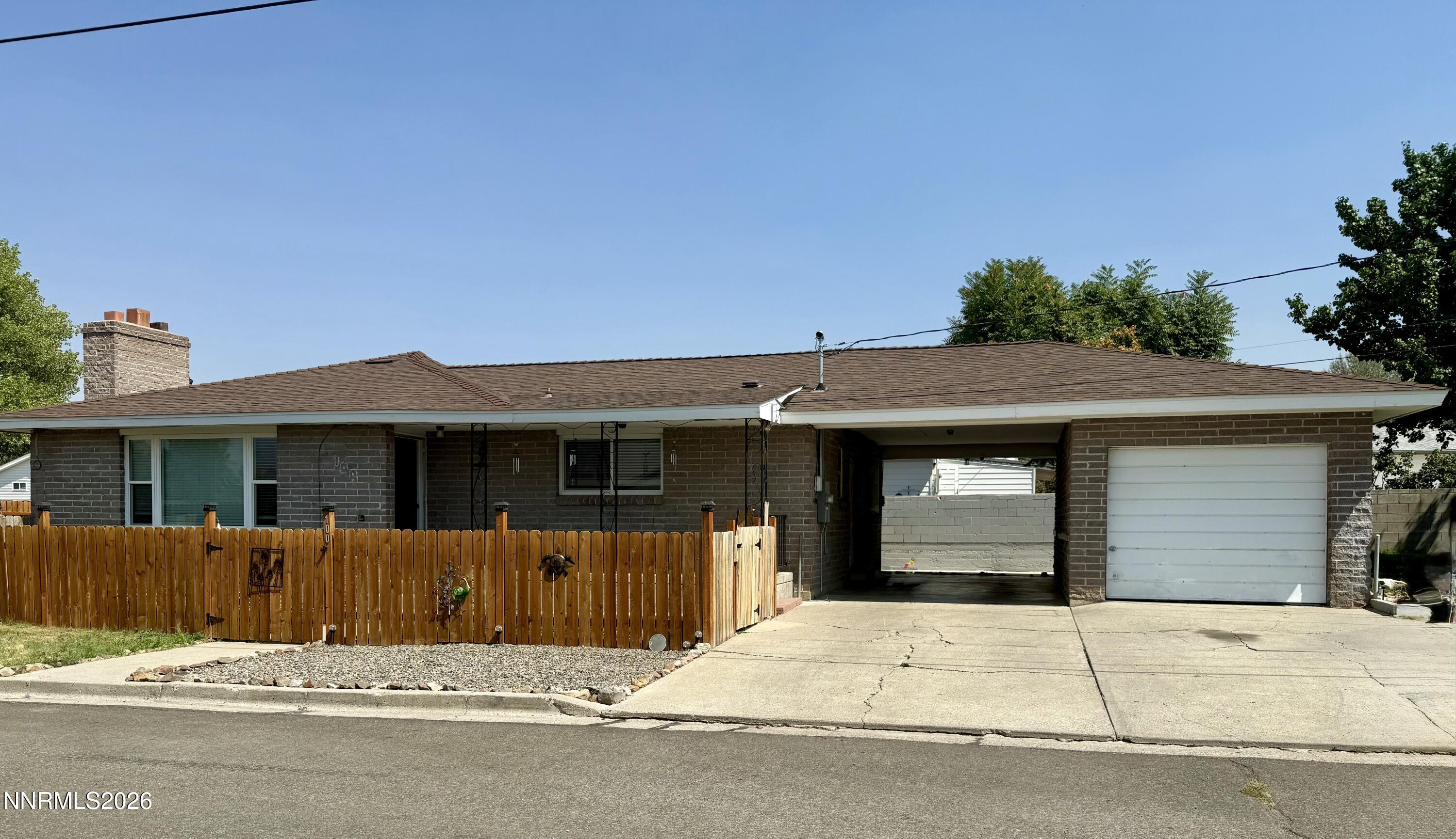 100 Pleasant Street Property Photo 1