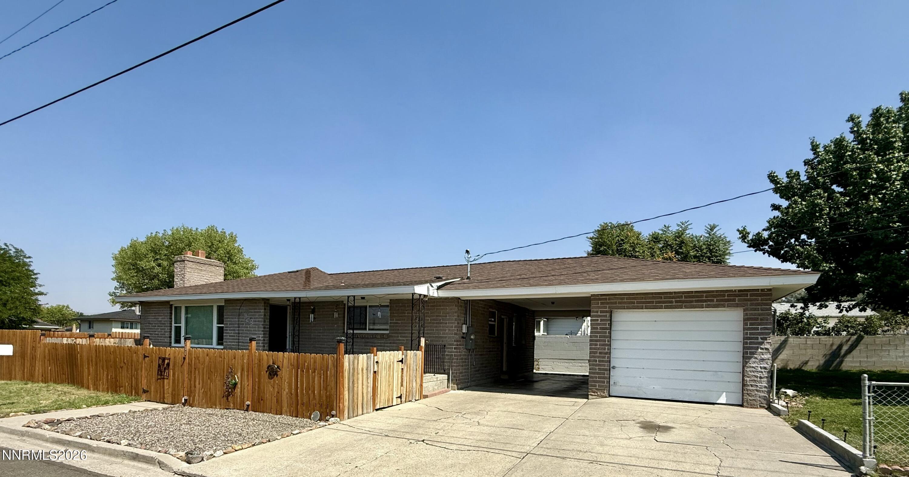 100 Pleasant Street Property Photo 2