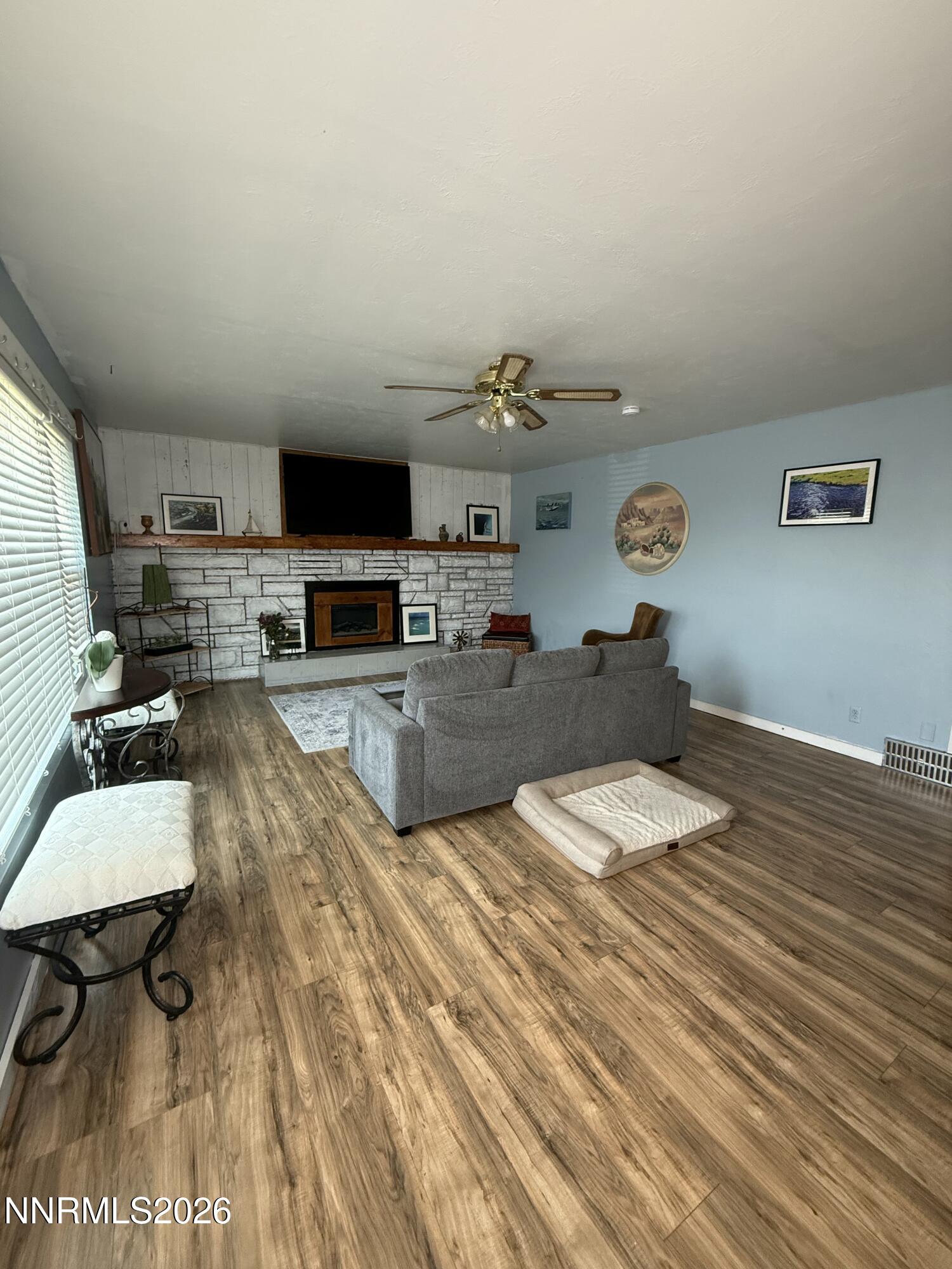 100 Pleasant Street Property Photo 6
