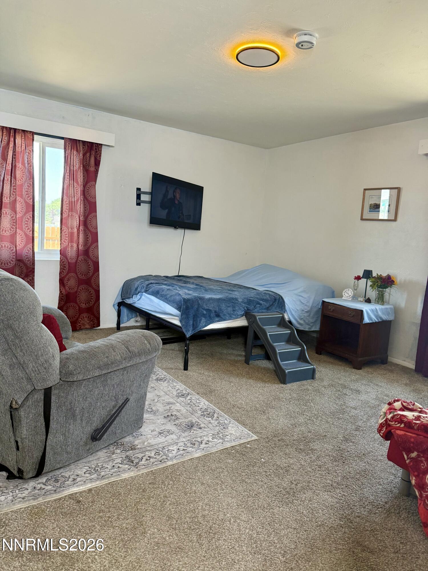 100 Pleasant Street Property Photo 15