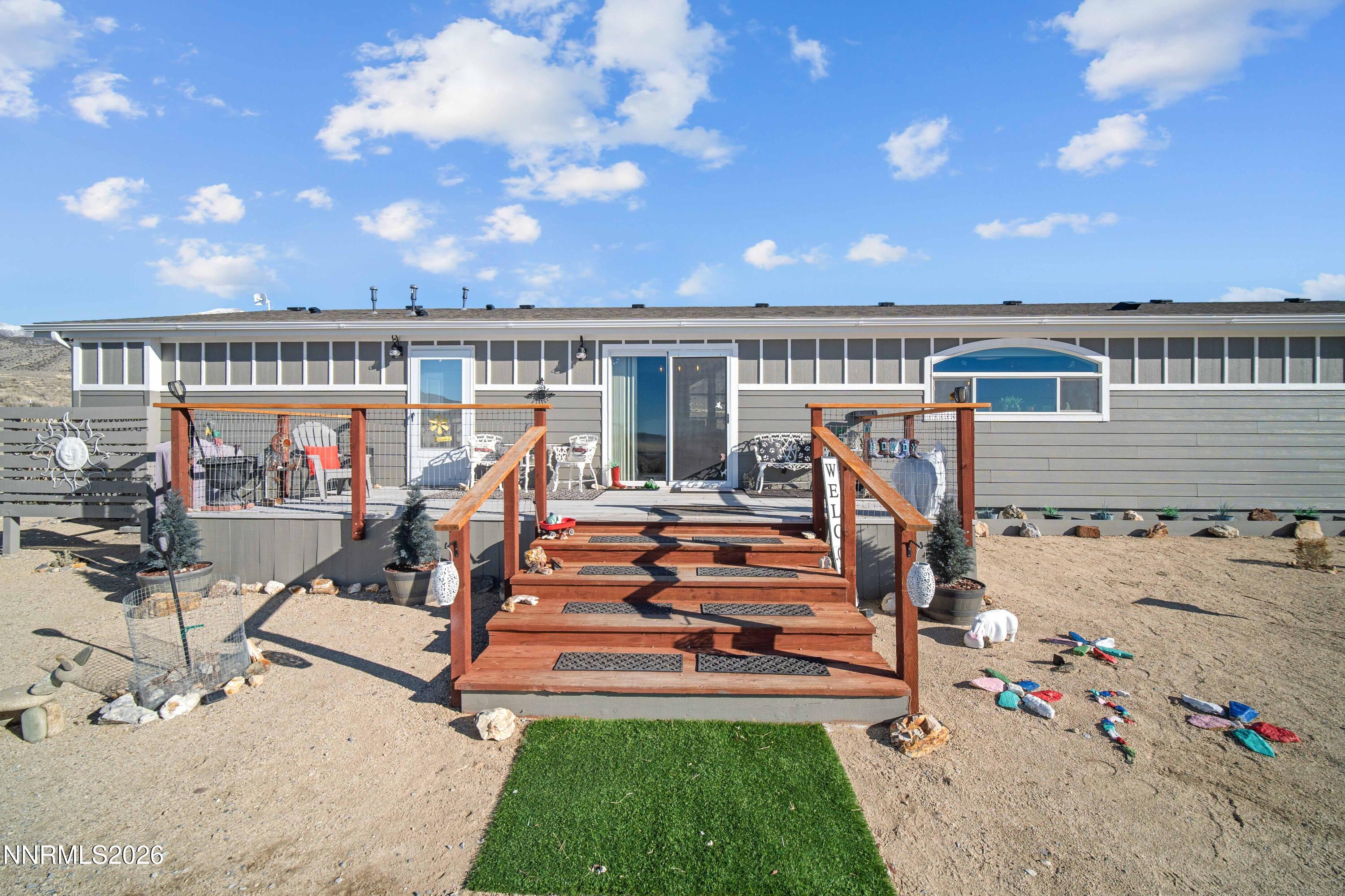 12710 Carson Drive Property Photo 4