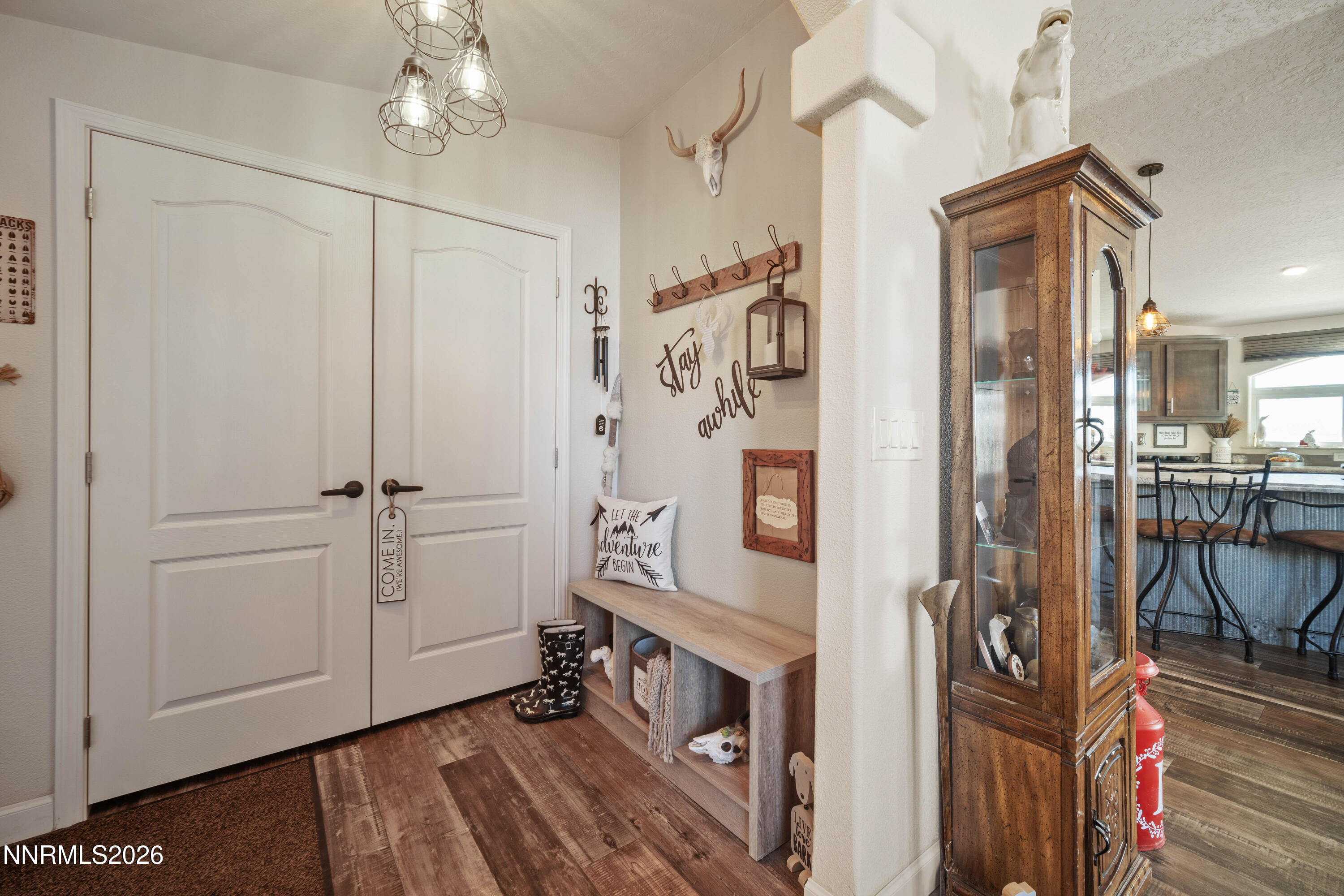 12710 Carson Drive Property Photo 11