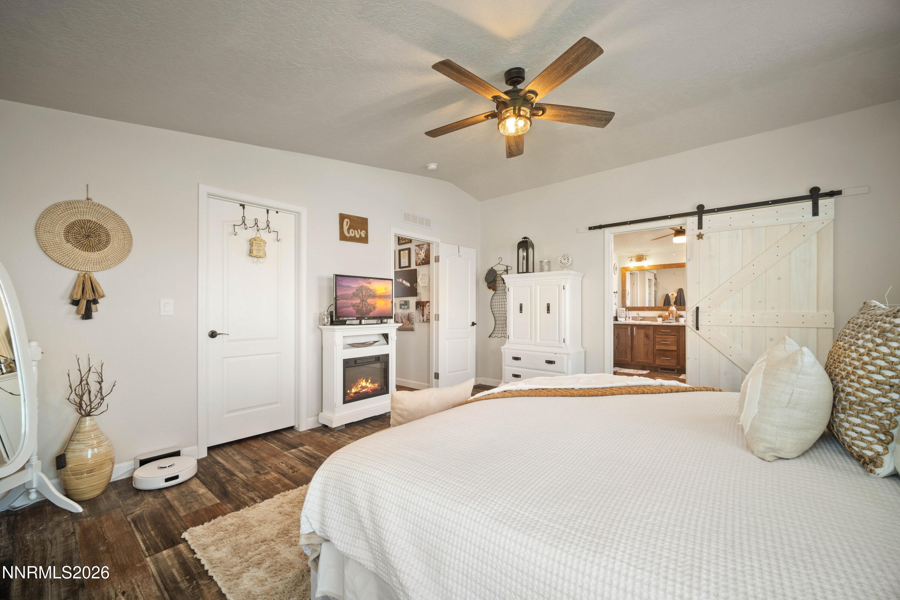 12710 Carson Drive Property Photo 32