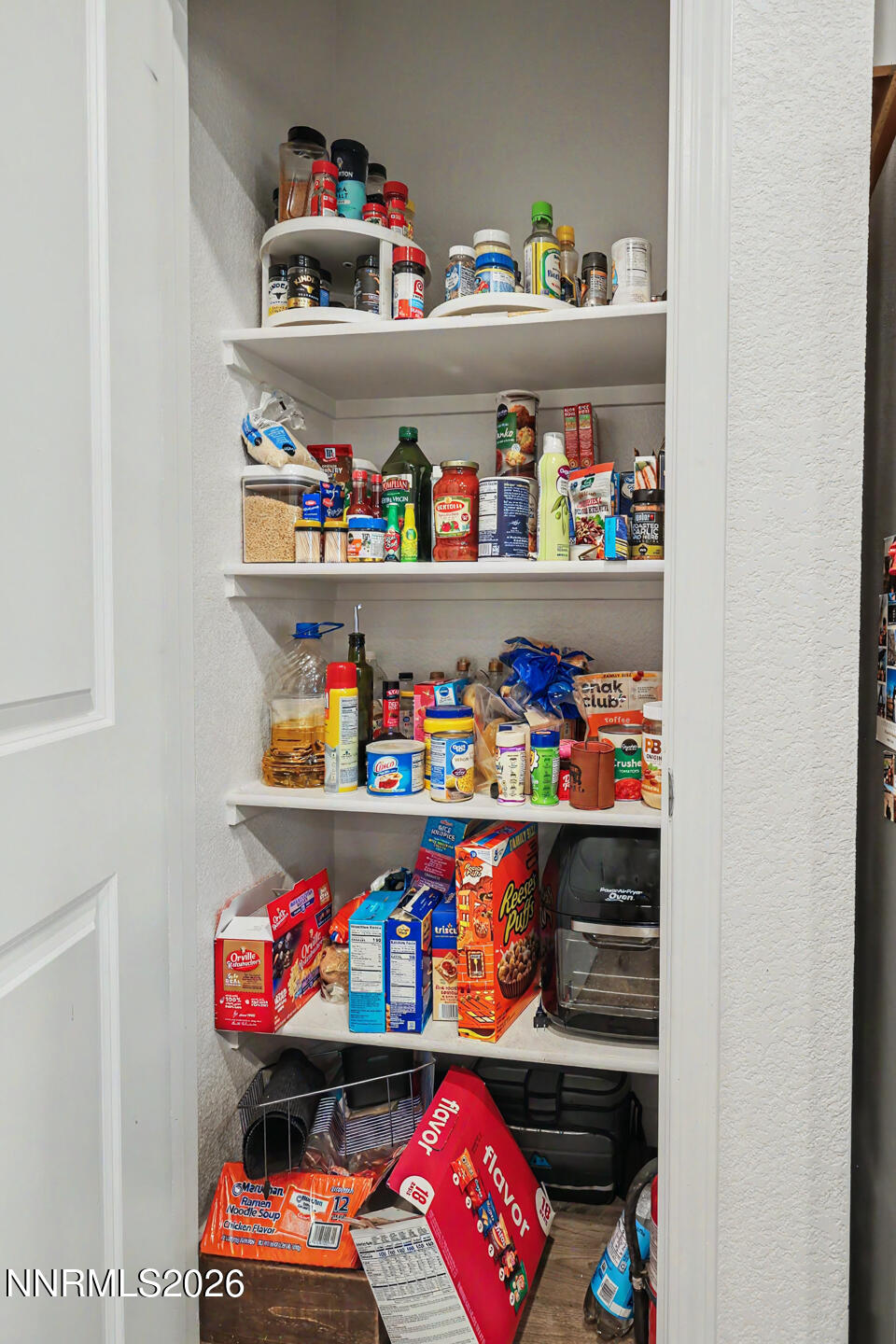1040 Conifer Drive Property Photo 7
