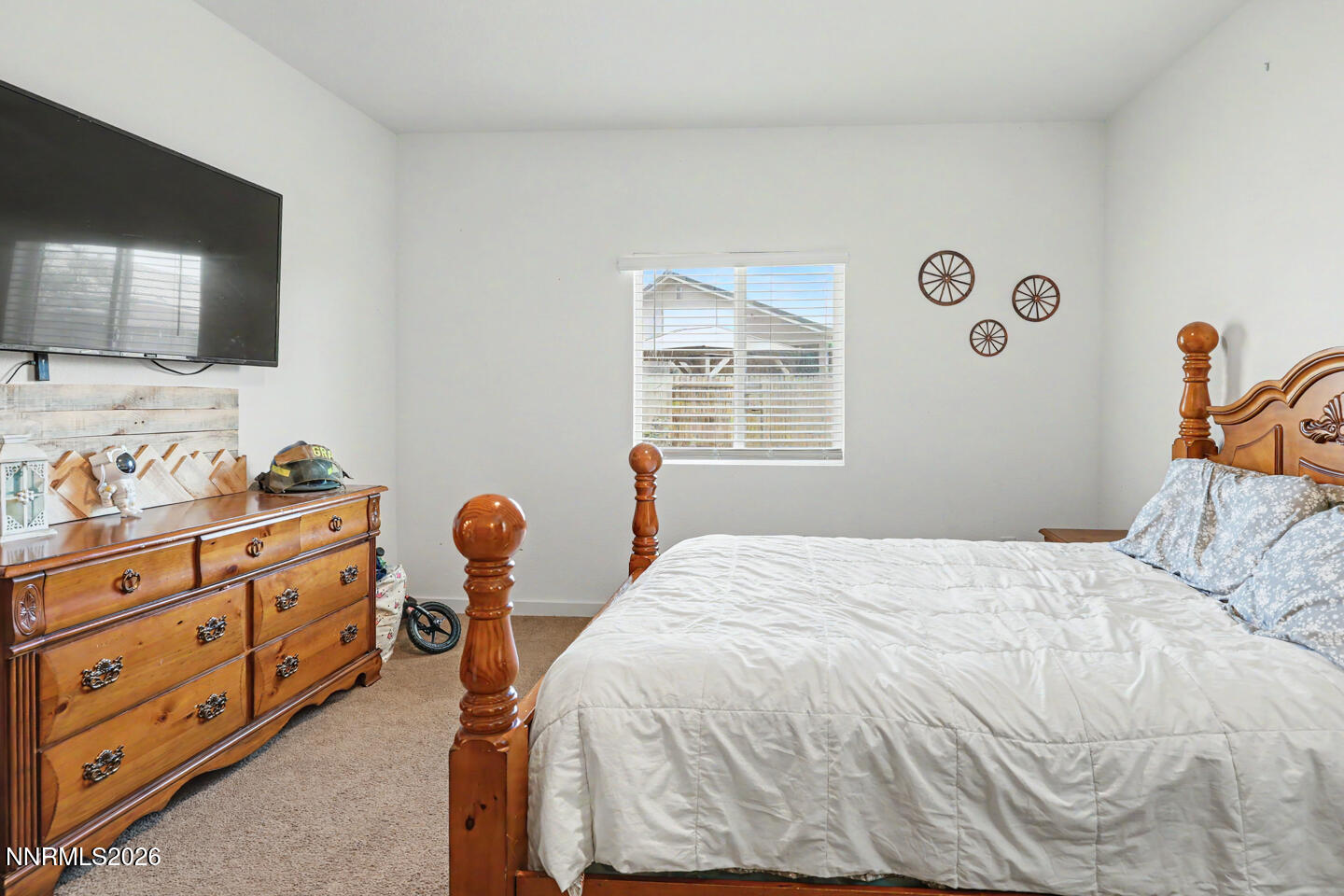 1040 Conifer Drive Property Photo 14
