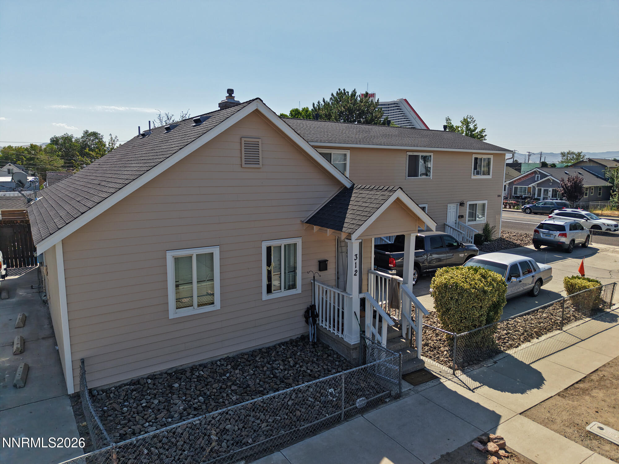 312 16th Street Property Photo 2