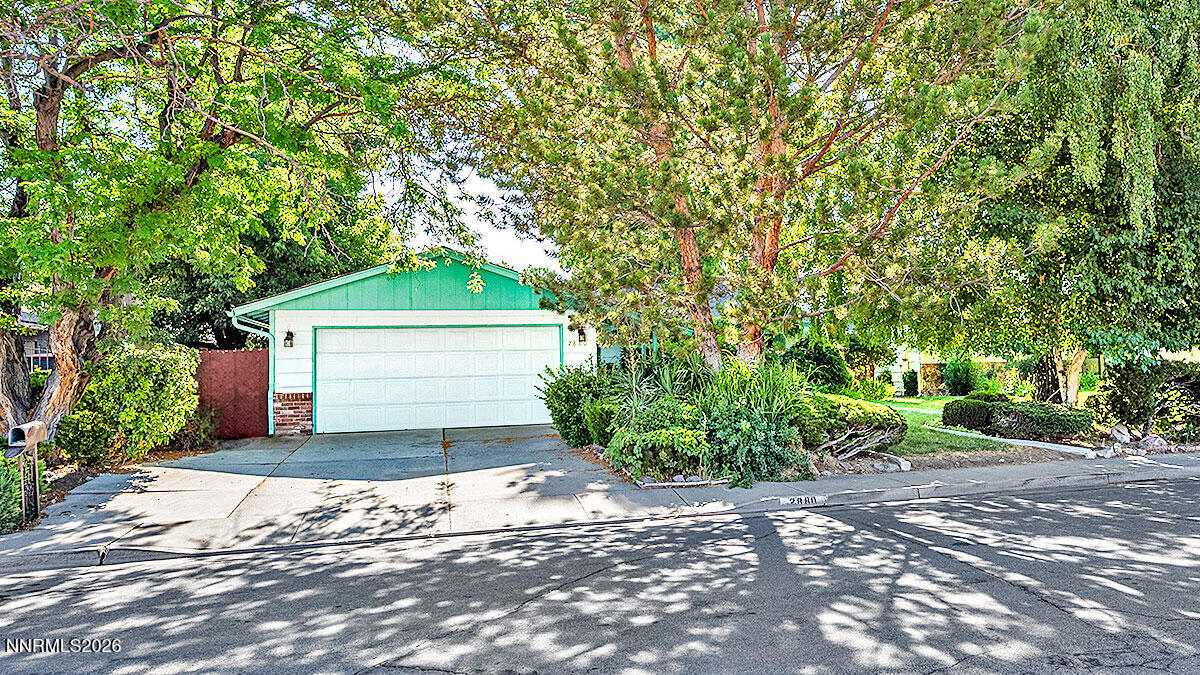 2880 Caballo Drive Property Photo 2