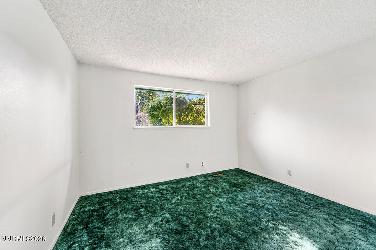 2880 Caballo Drive Property Photo 11