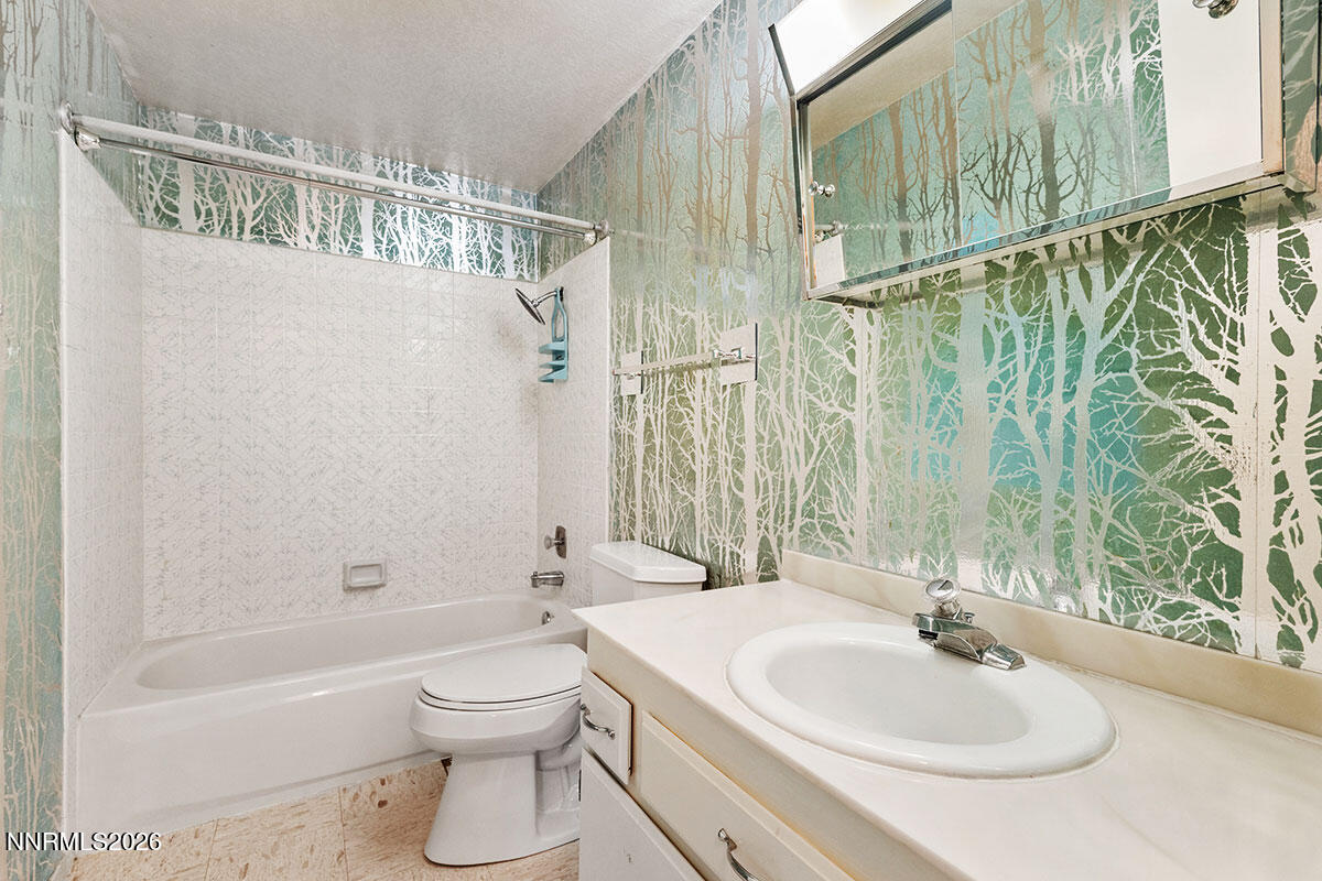 2880 Caballo Drive Property Photo 13