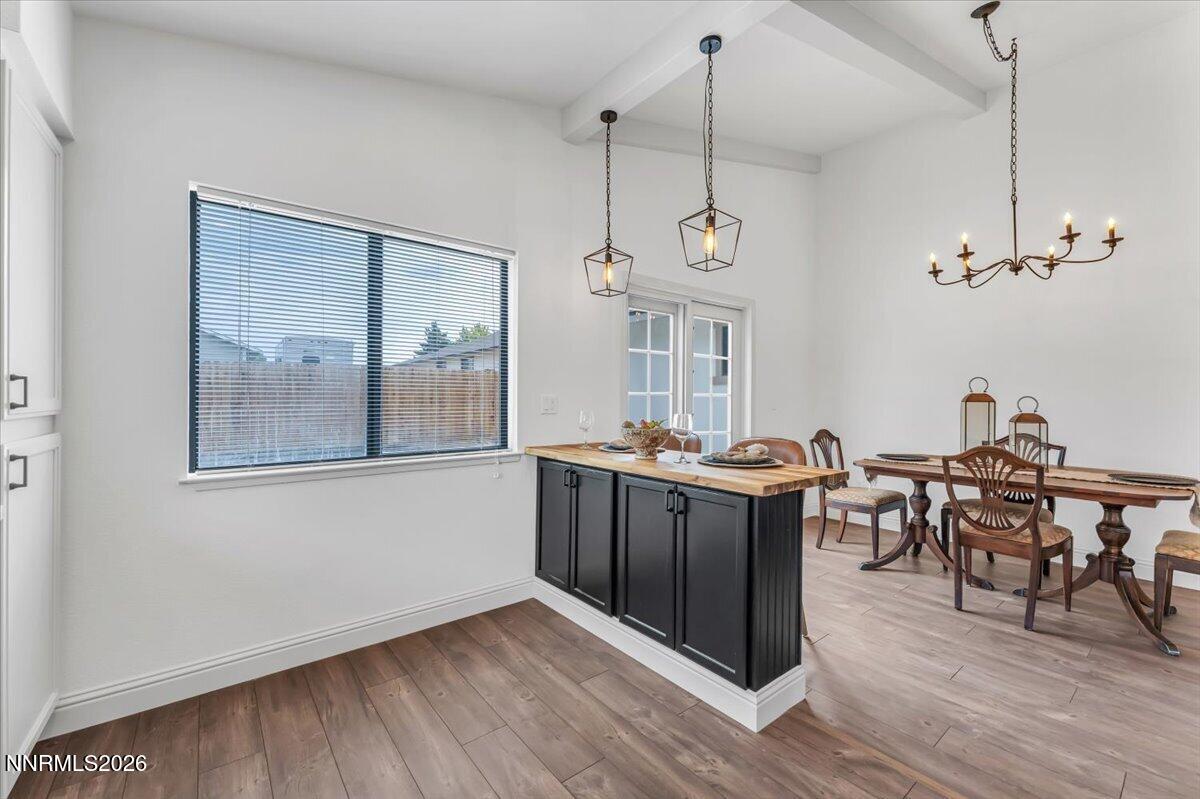 504 Pebble Court Property Photo 14