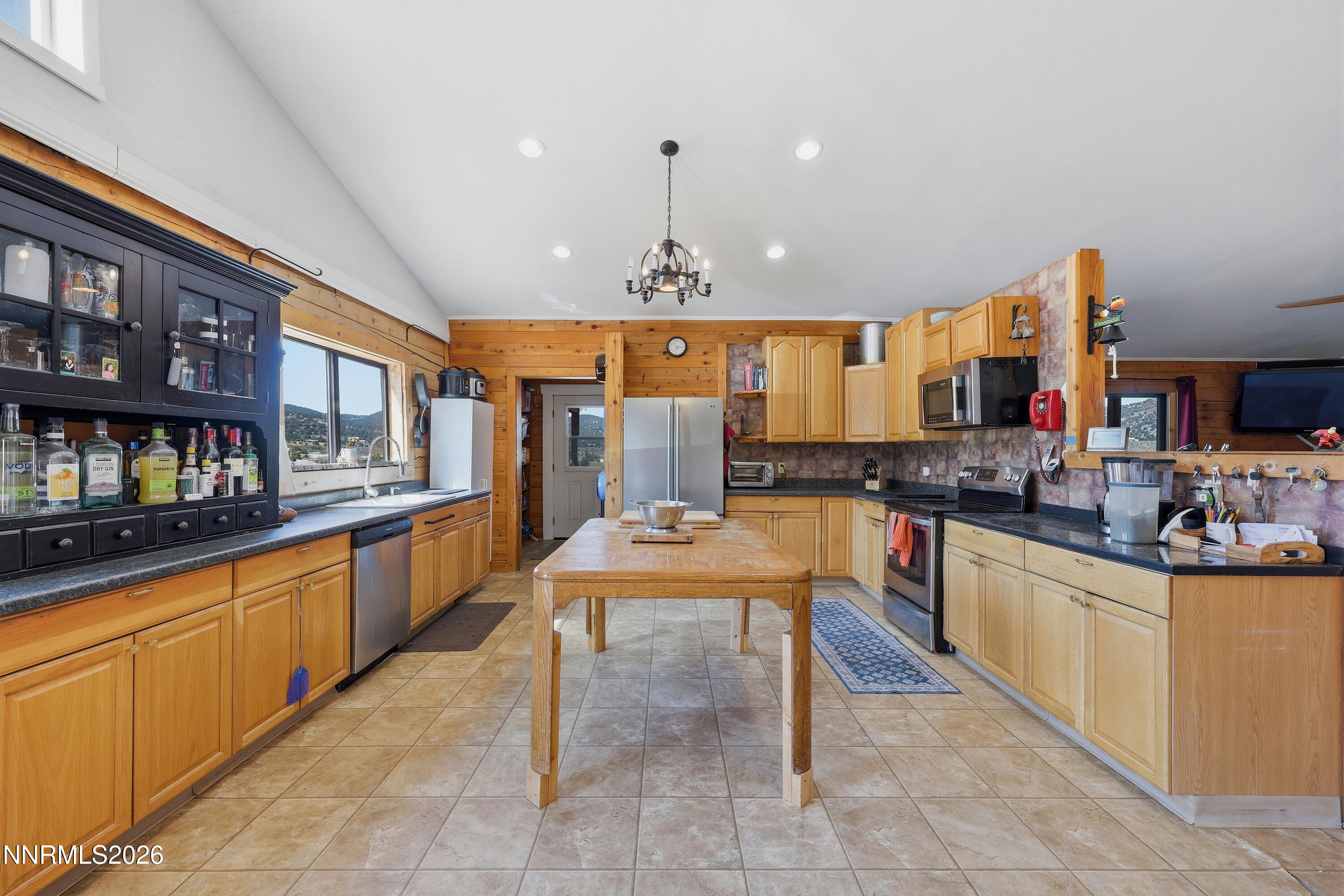 3240 Cartwright Road Property Photo 4