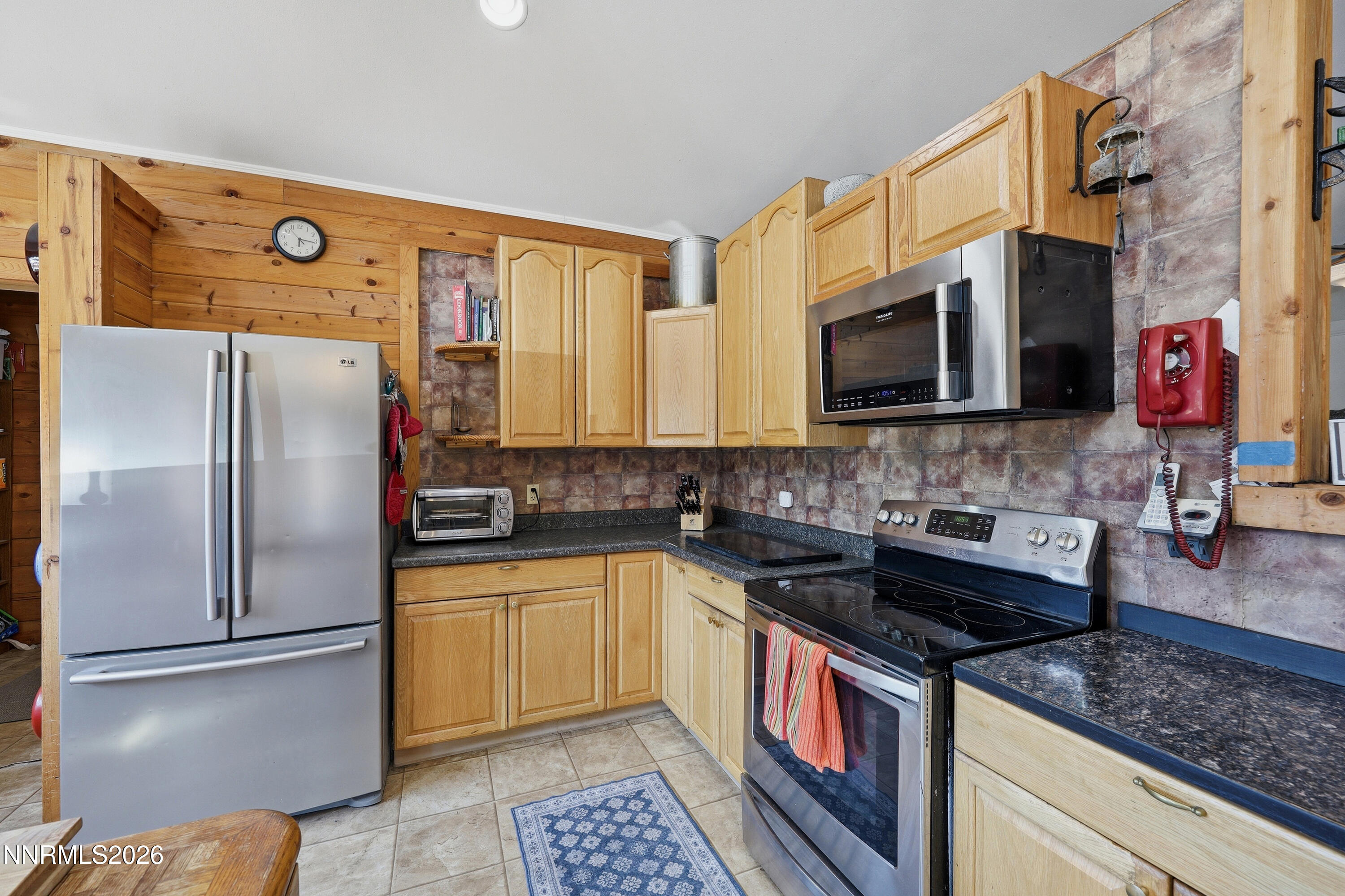 3240 Cartwright Road Property Photo 5