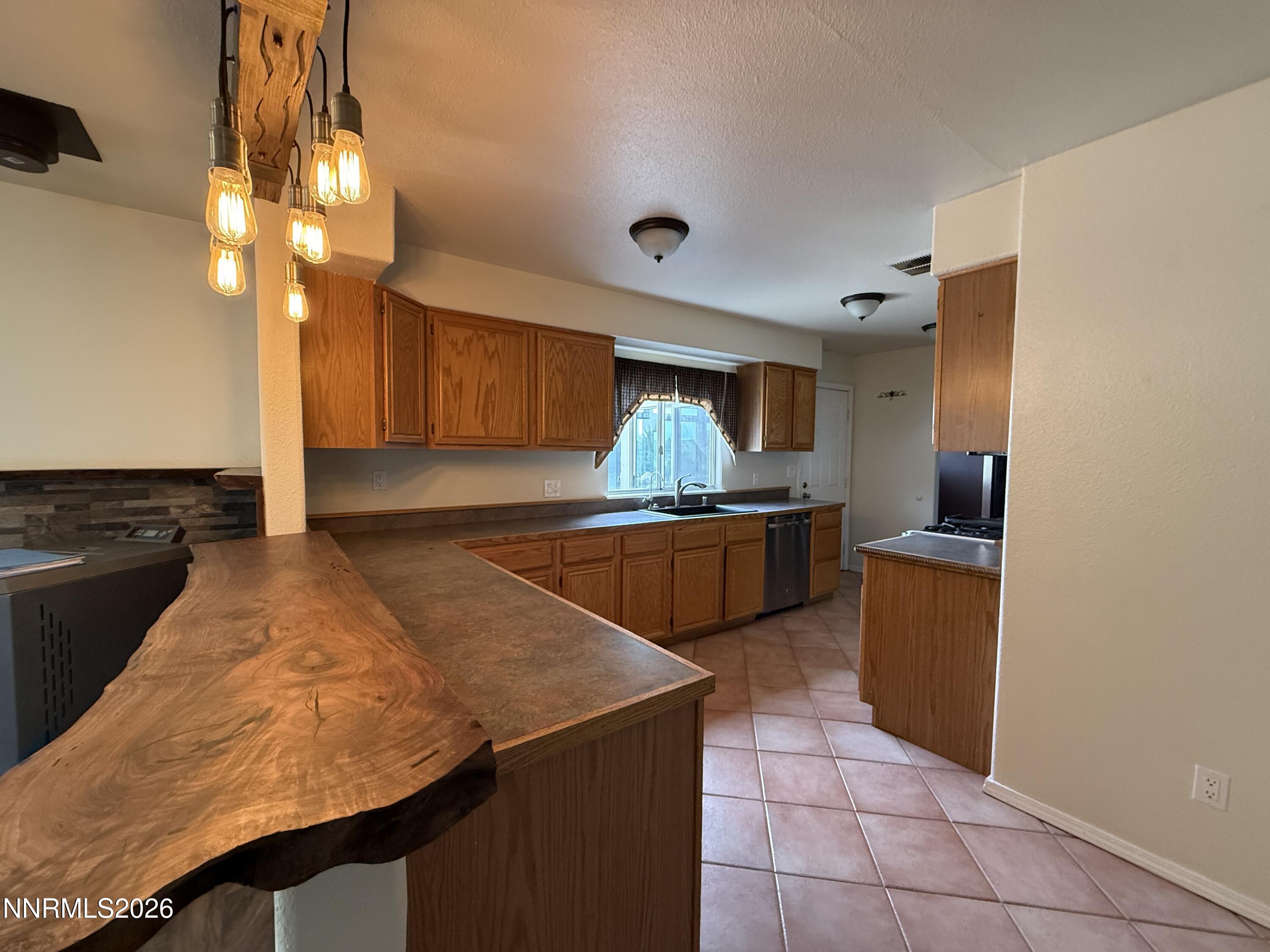 11300 Wagon Ho Lane Property Photo 10
