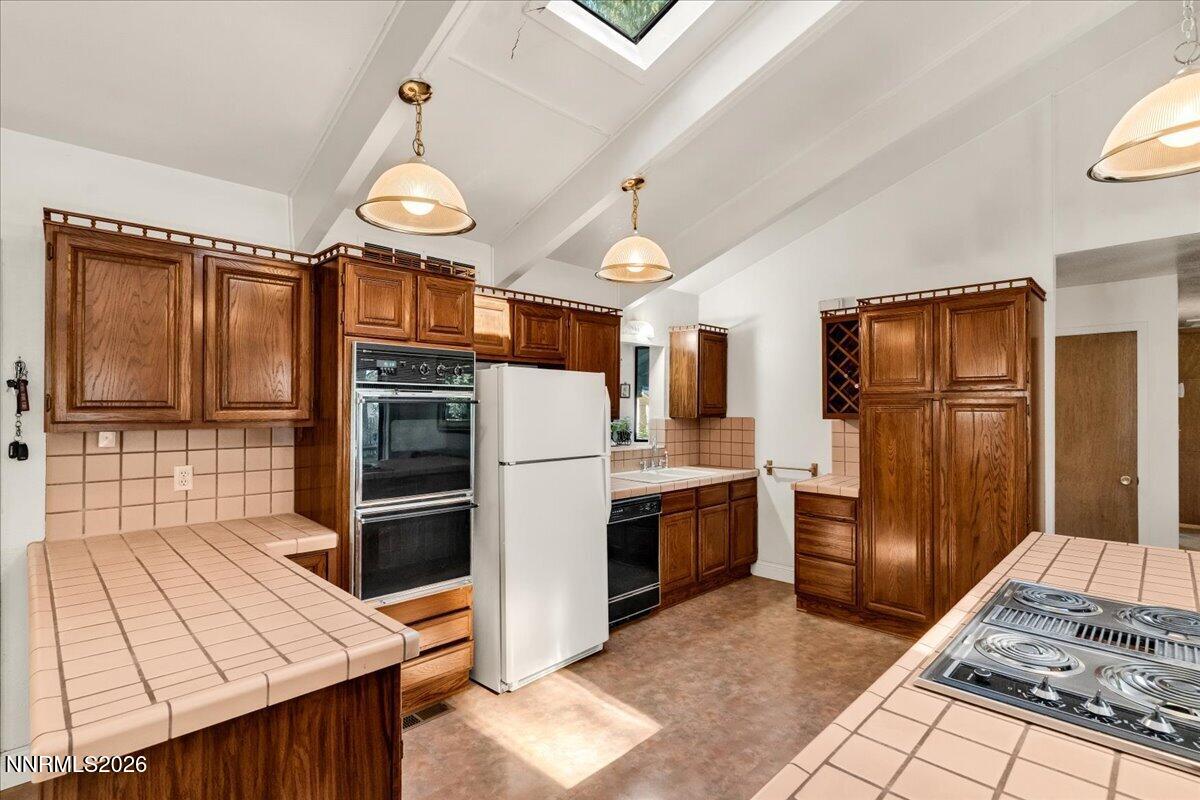 260010316 Property Photo 7