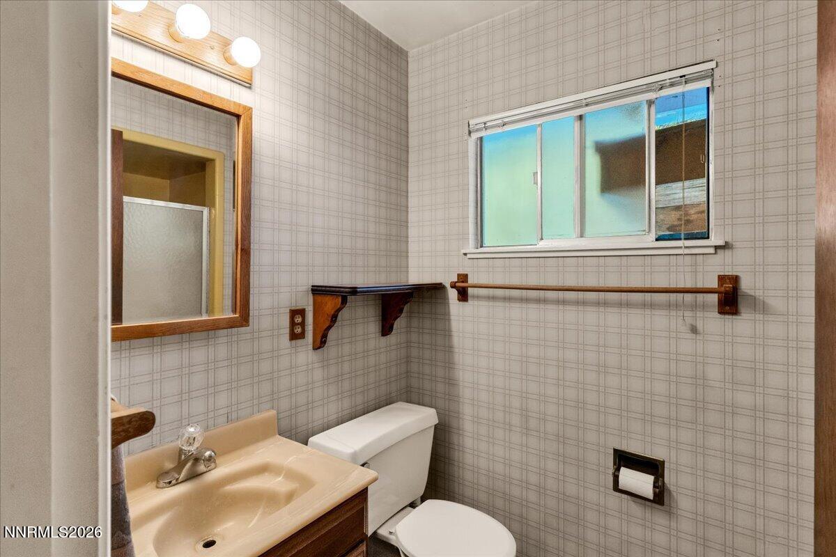 260010316 Property Photo 18