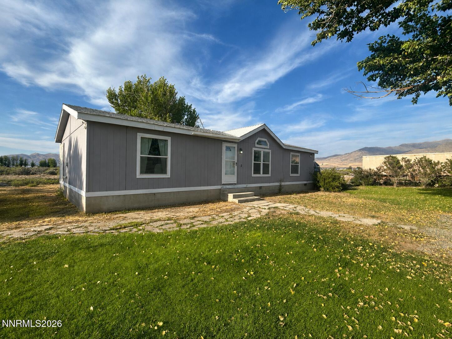 8375 S Alta Avenue Property Photo 2