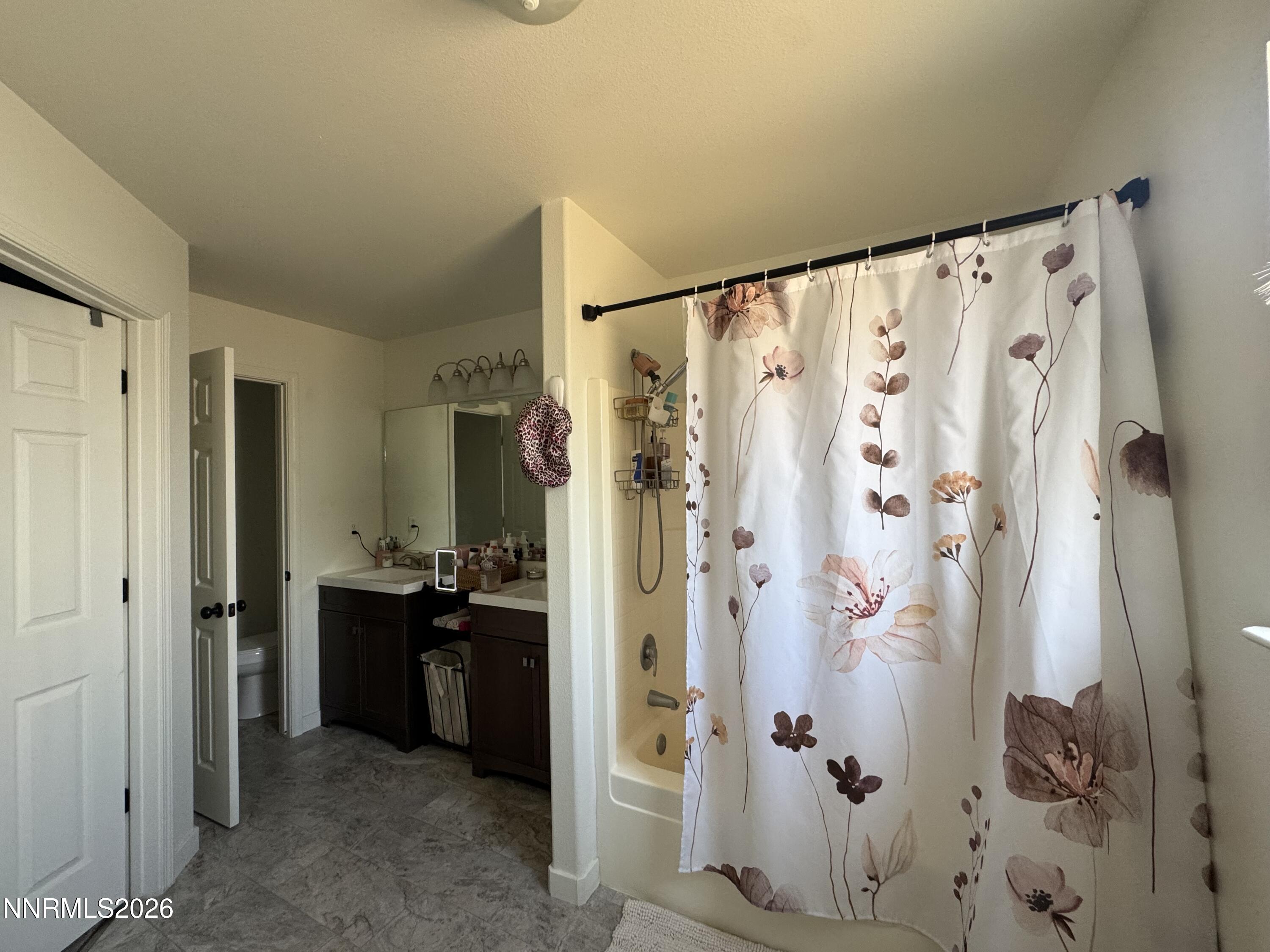 718 Hastings Way Property Photo 16