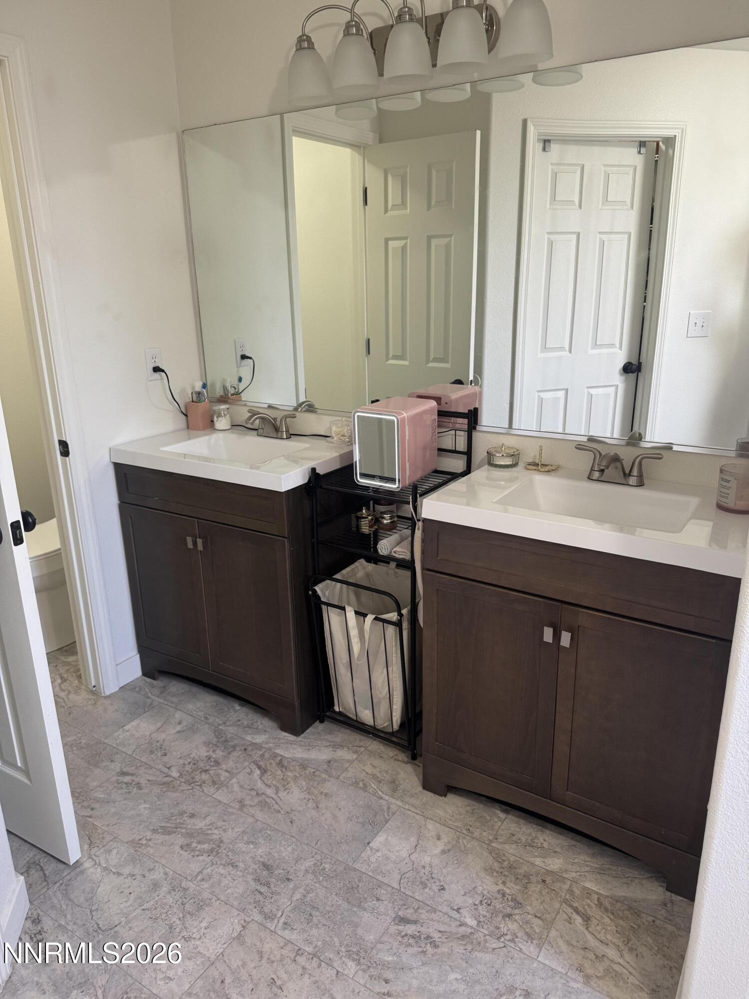 718 Hastings Way Property Photo 17