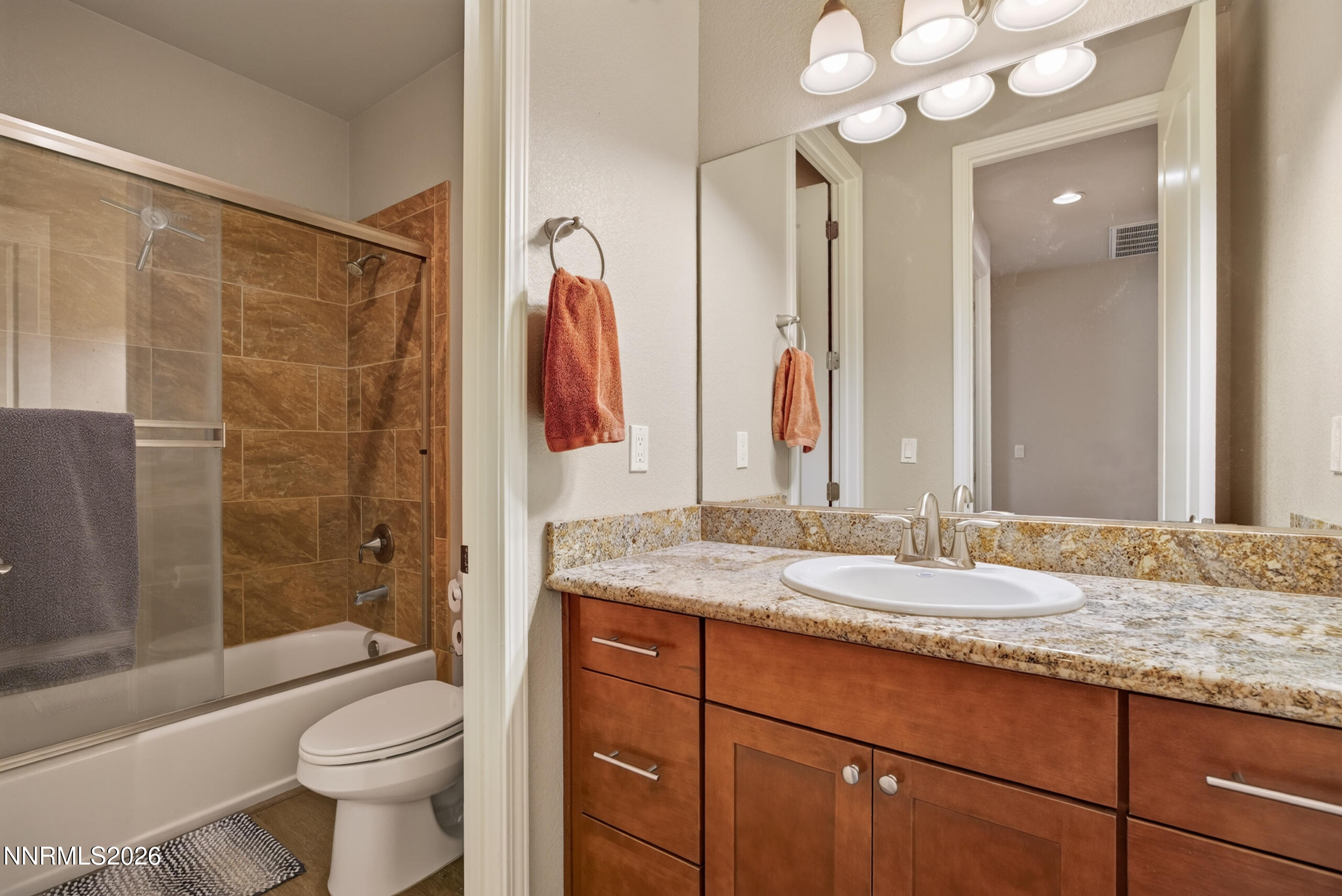 1752 Bella Casa Drive Property Photo 28