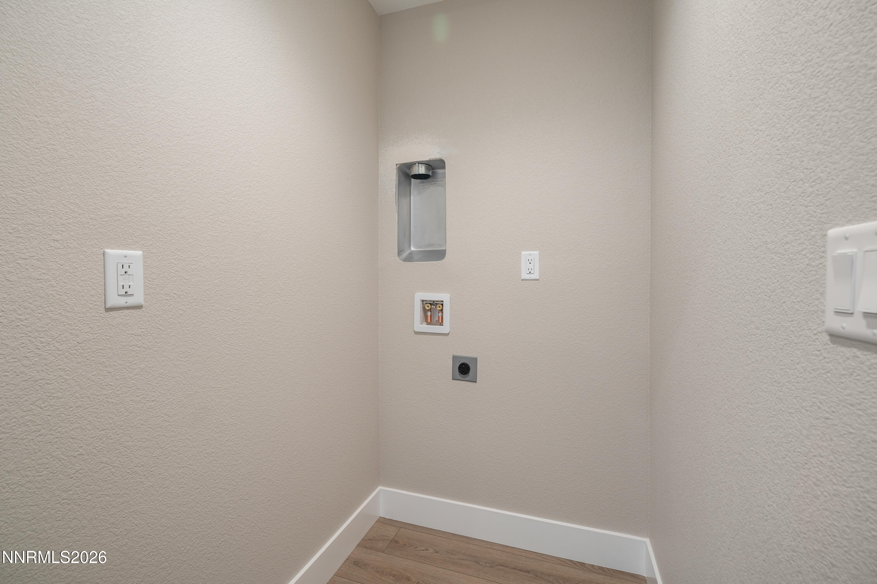 3818 Lakeside Drive Property Photo 24