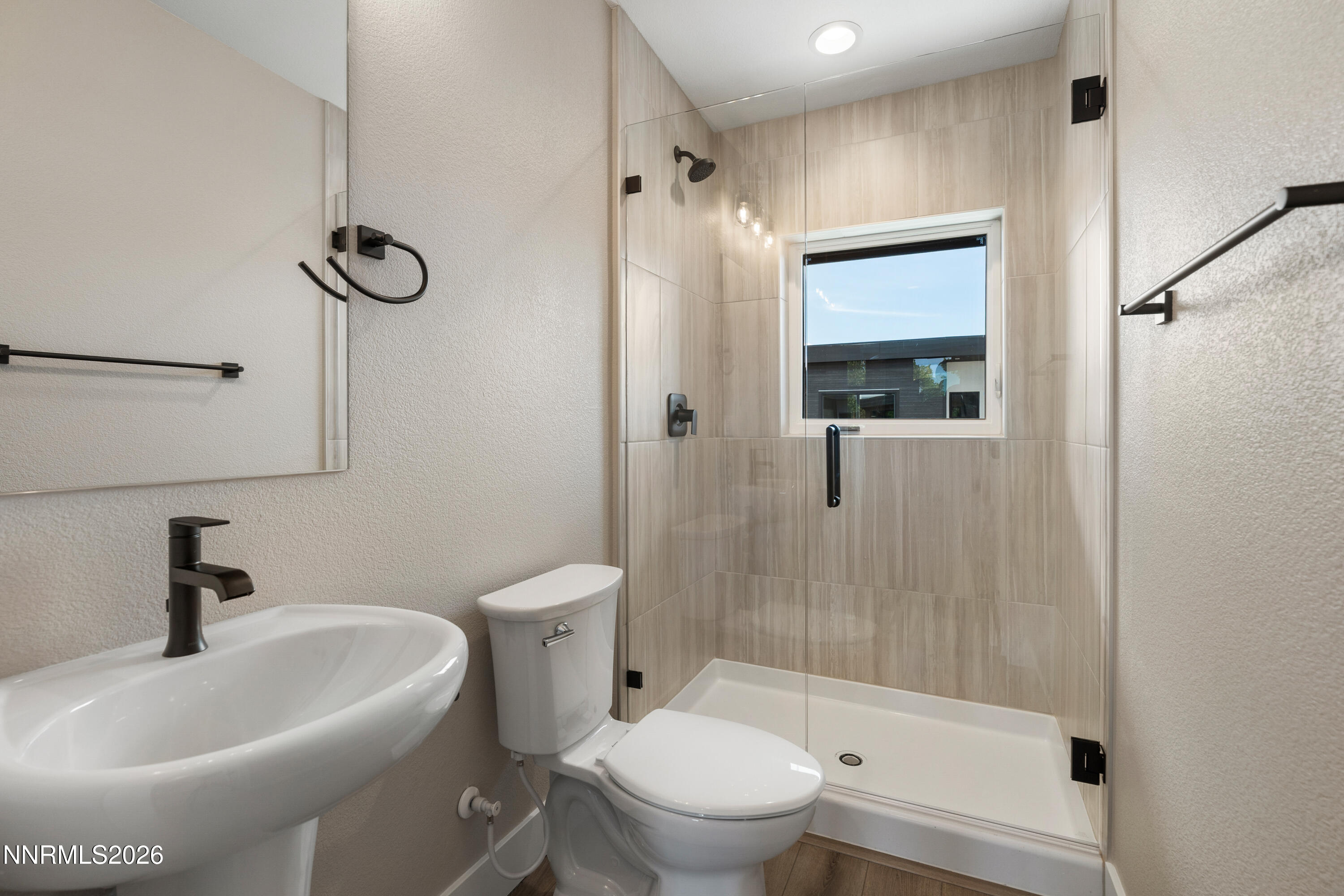 3818 Lakeside Drive Property Photo 35