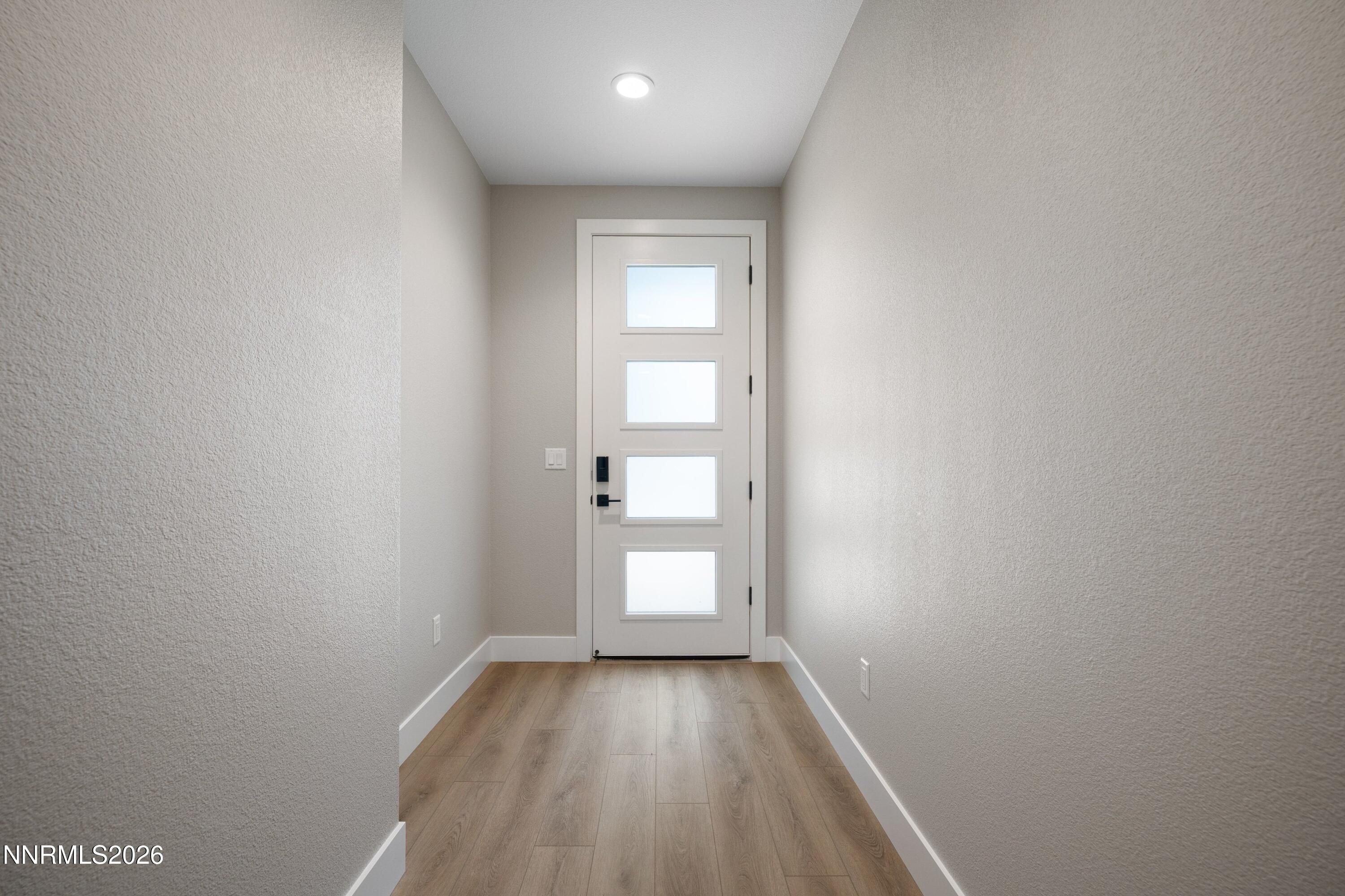 3812 Lakeside Drive Property Photo 4