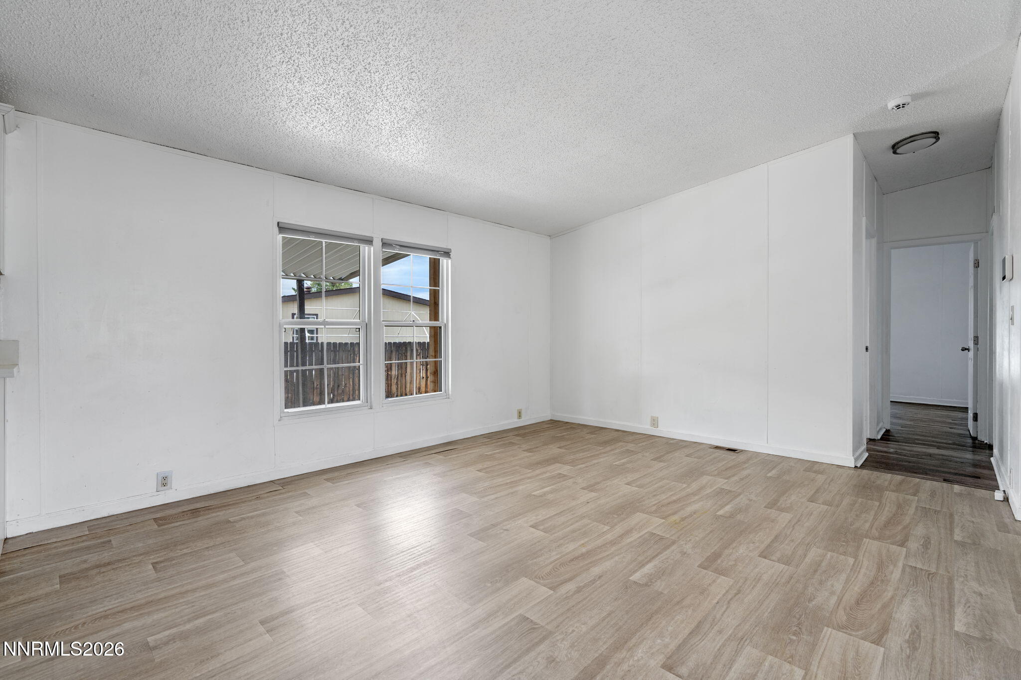 17880 Blackbird Drive Property Photo 10