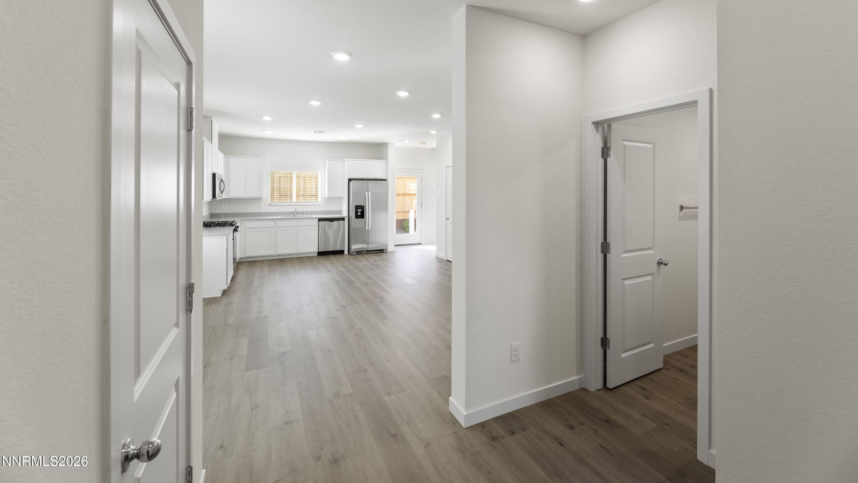 8317 Violet Oak Drive Property Photo 2
