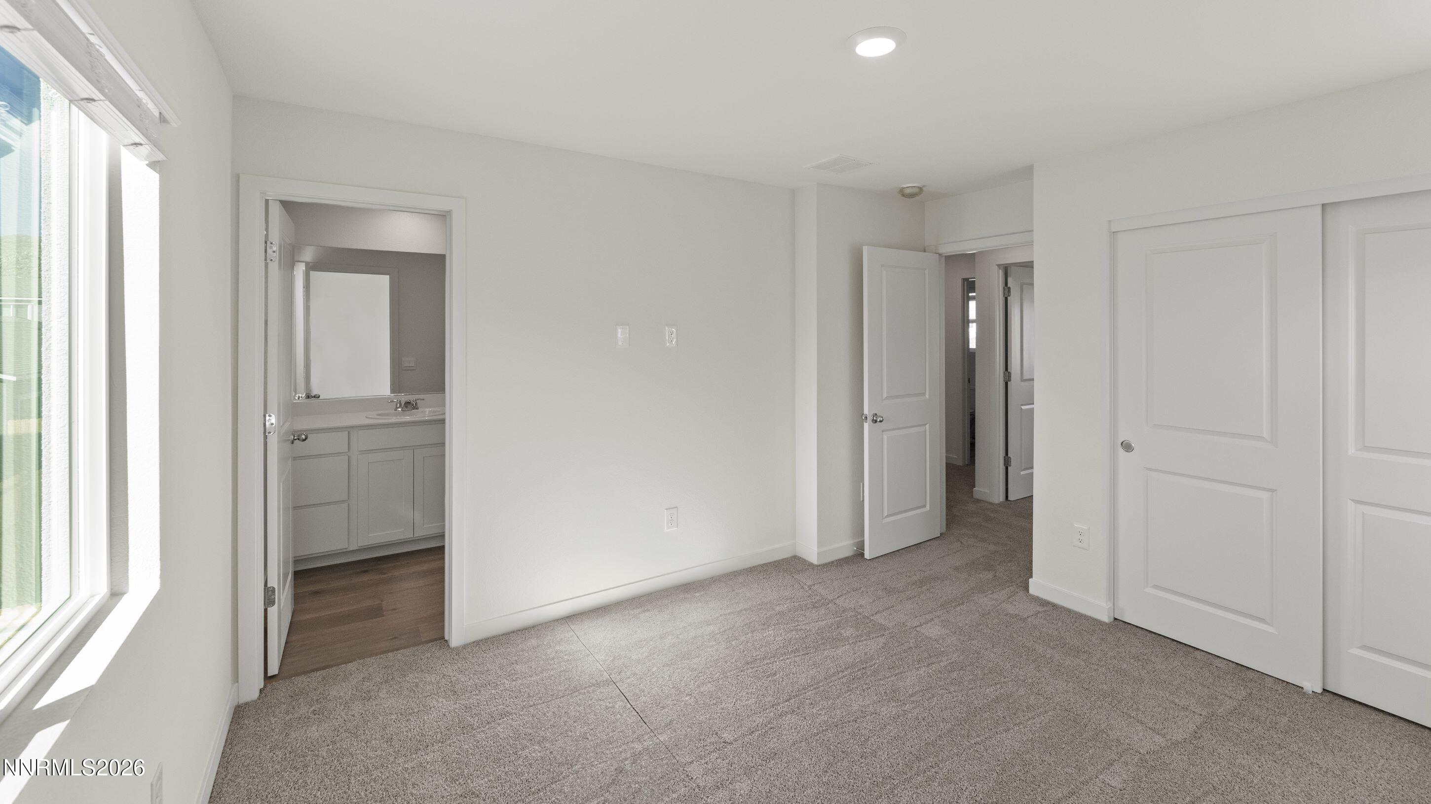 8317 Violet Oak Drive Property Photo 18