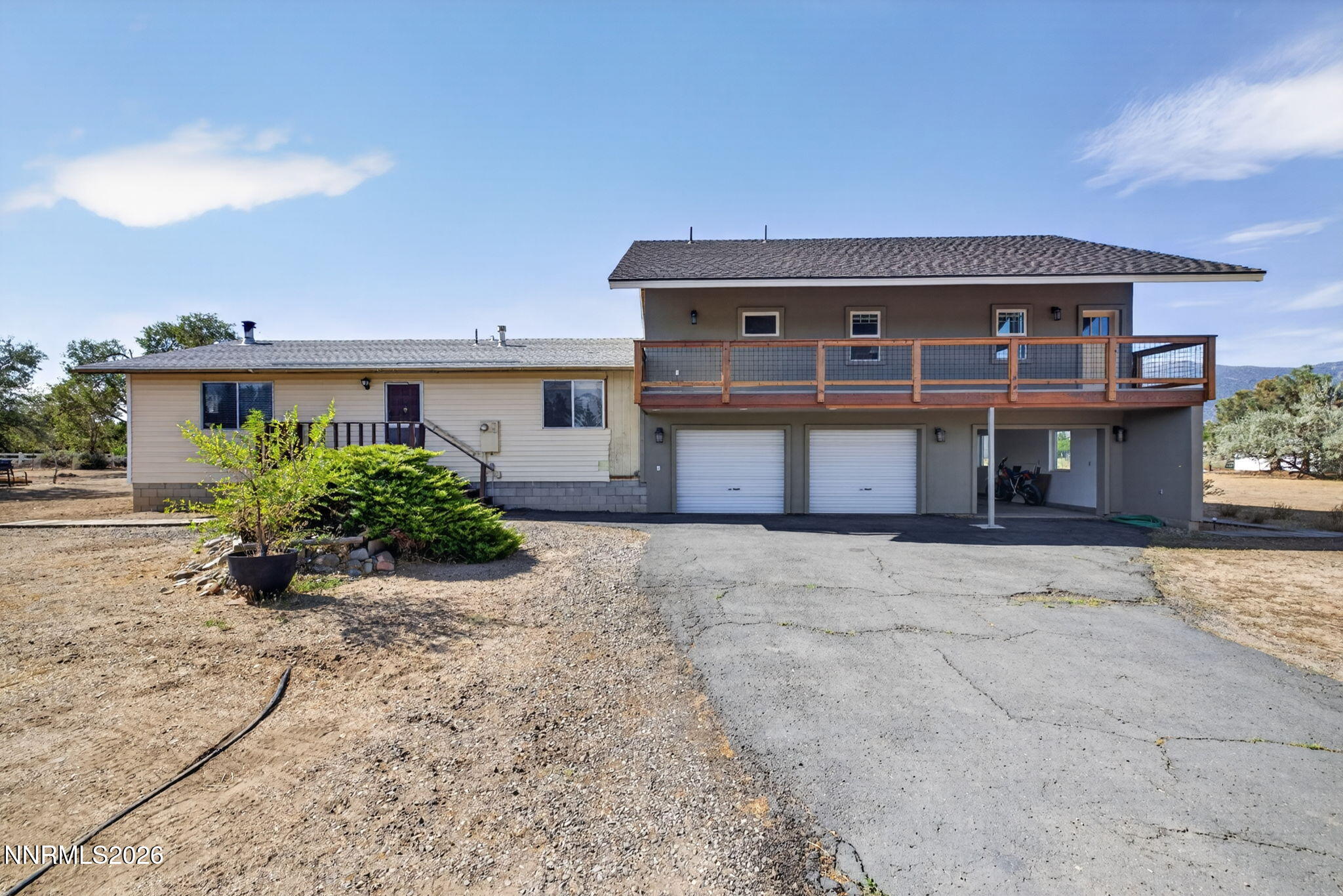 1101 Oro Way Property Photo 1