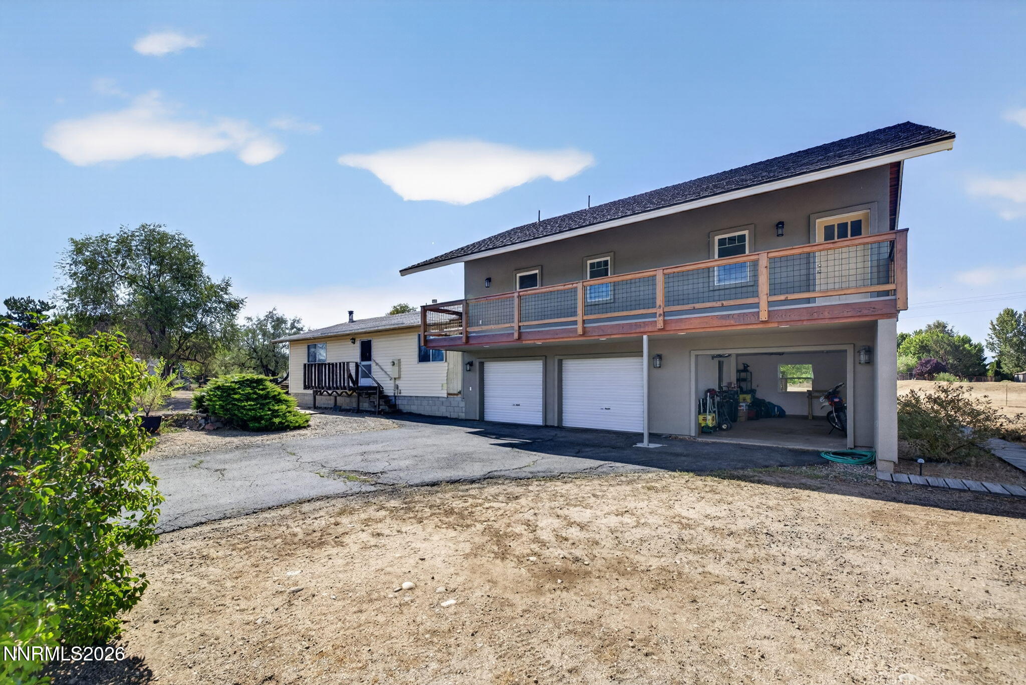 1101 Oro Way Property Photo 5