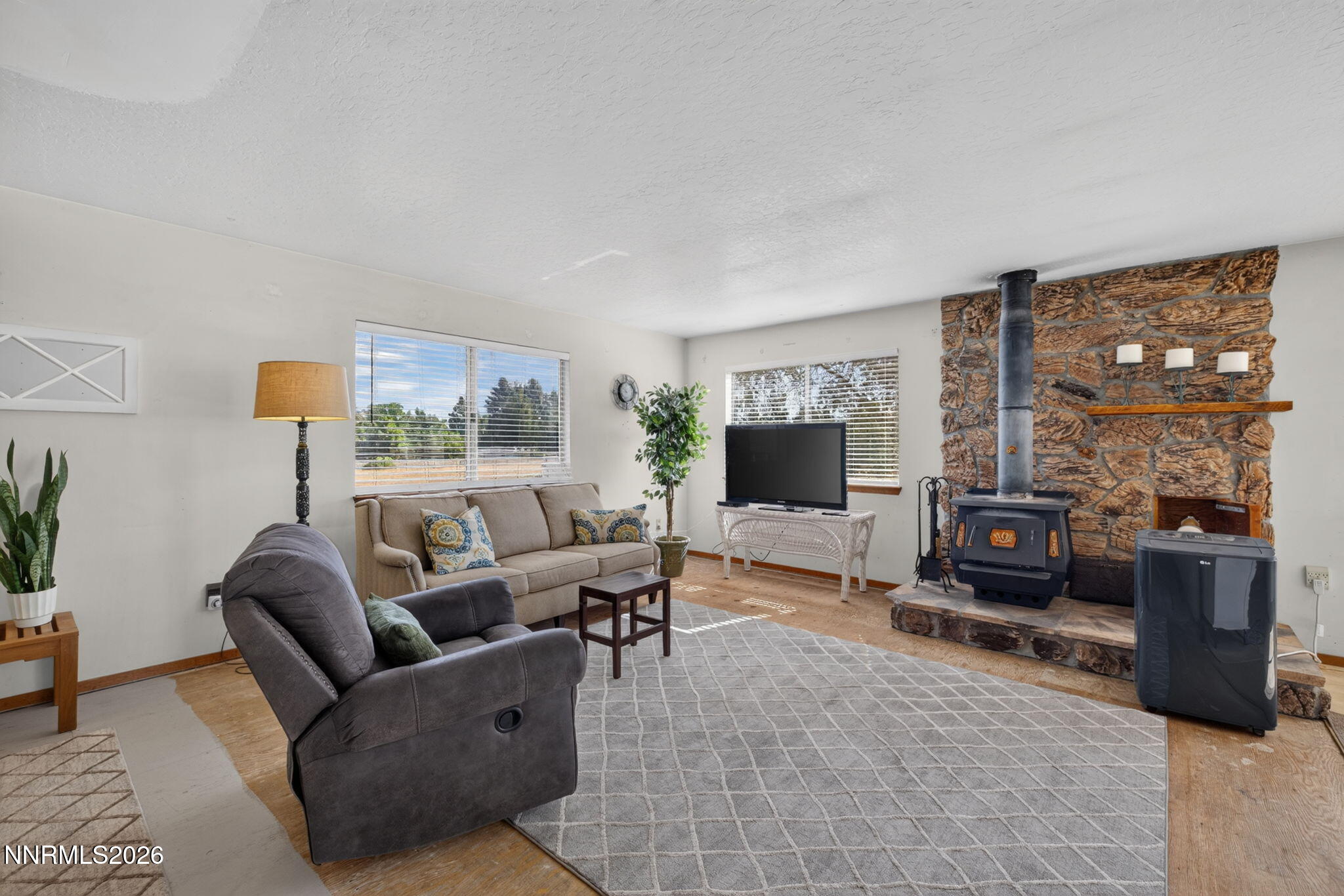 1101 Oro Way Property Photo 17
