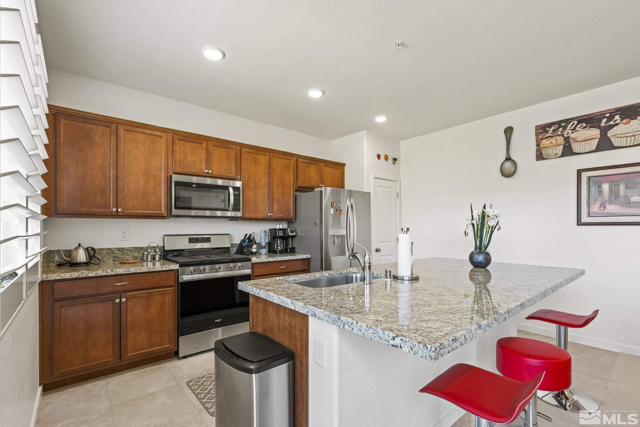 4928 Black Falcon Way Property Photo 3