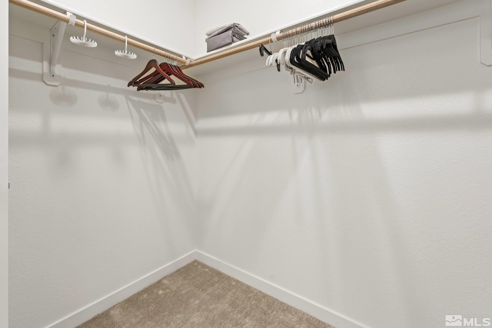 4928 Black Falcon Way Property Photo 16