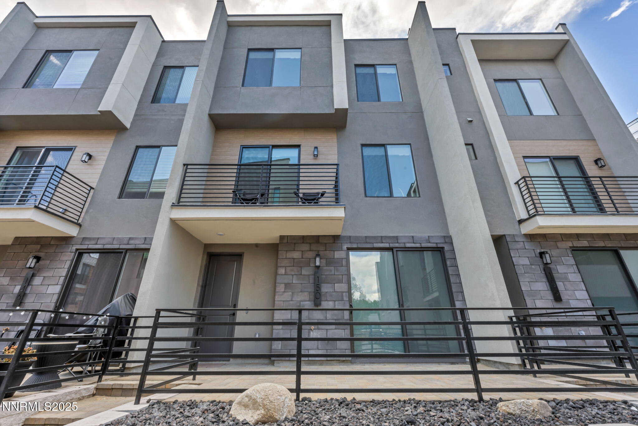 150 Rissone Lane Property Photo 2